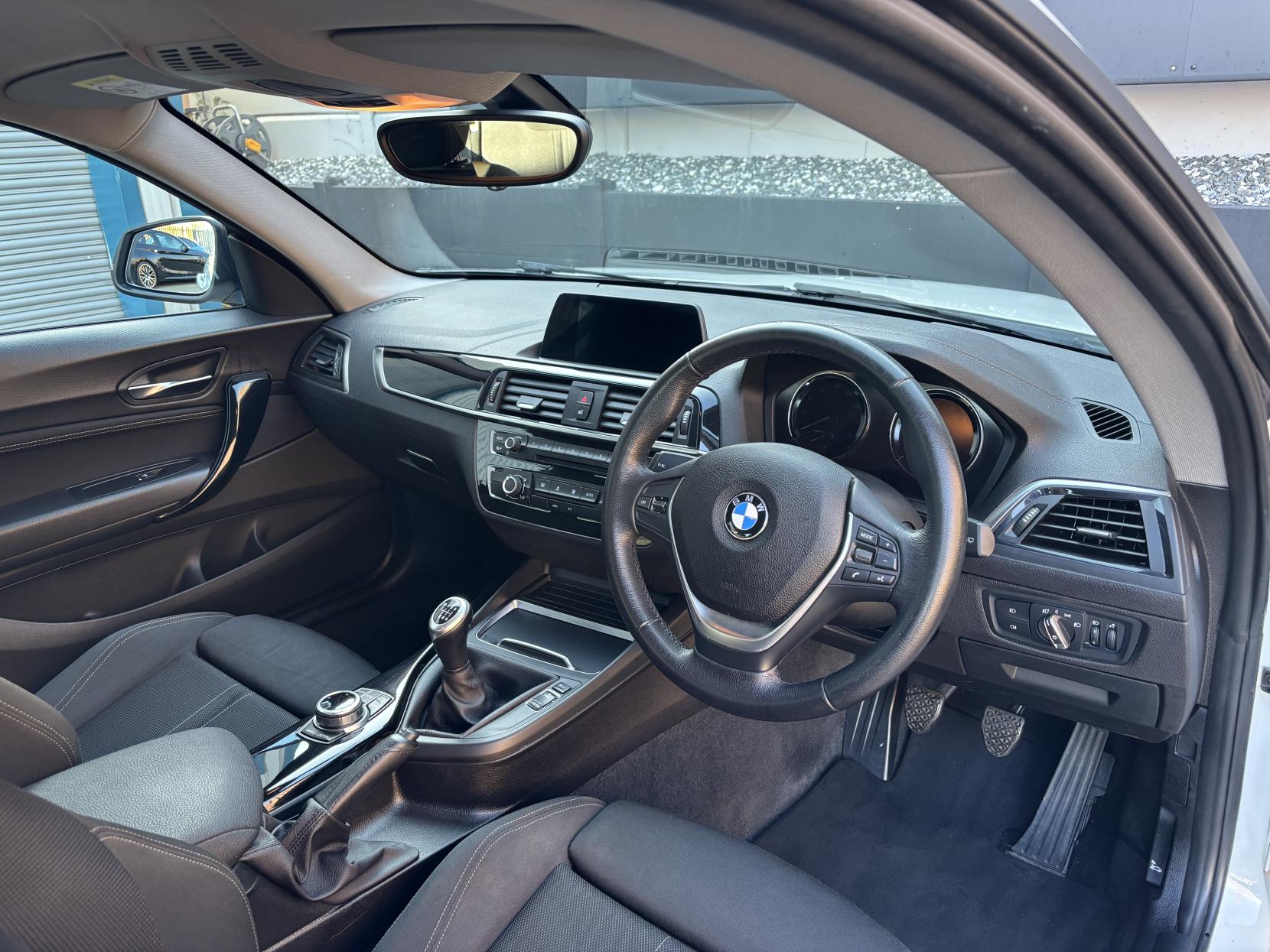 BMW 1 Series 1.5 118i Sport Hatchback 3dr Petrol Manual Euro 6 (s/s) (136 ps)