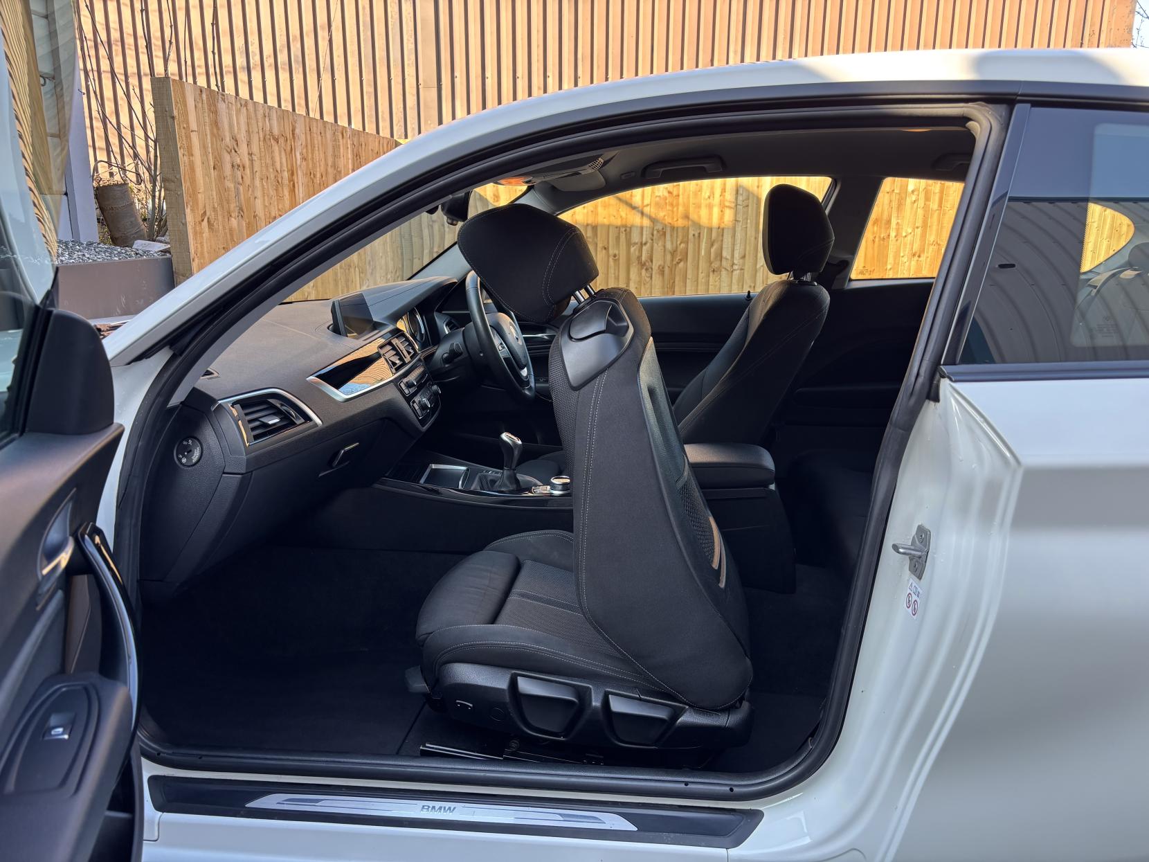 BMW 1 Series 1.5 118i Sport Hatchback 3dr Petrol Manual Euro 6 (s/s) (136 ps)