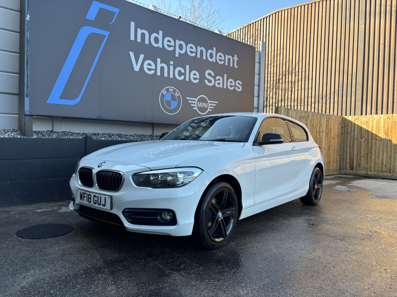 BMW 1 Series 1.5 118i Sport Hatchback 3dr Petrol Manual Euro 6 (s/s) (136 ps)