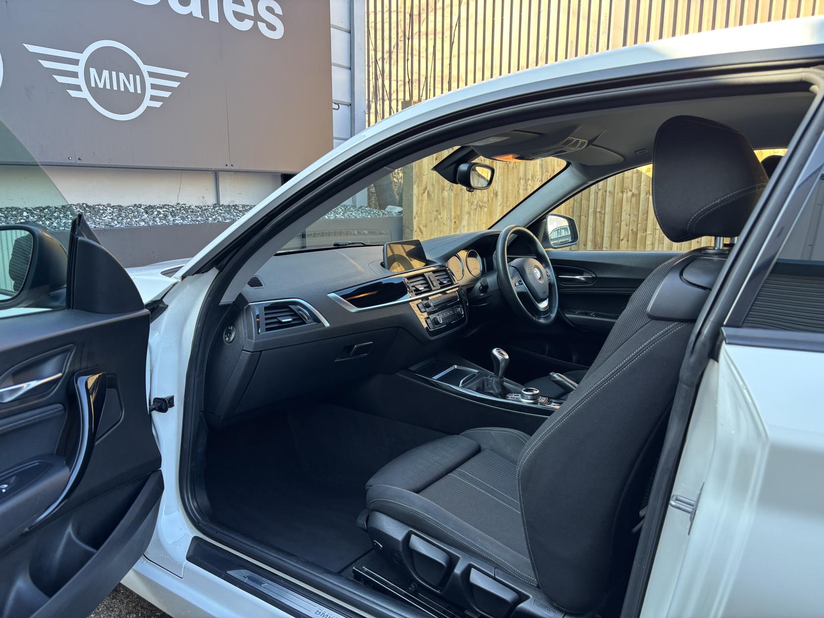 BMW 1 Series 1.5 118i Sport Hatchback 3dr Petrol Manual Euro 6 (s/s) (136 ps)