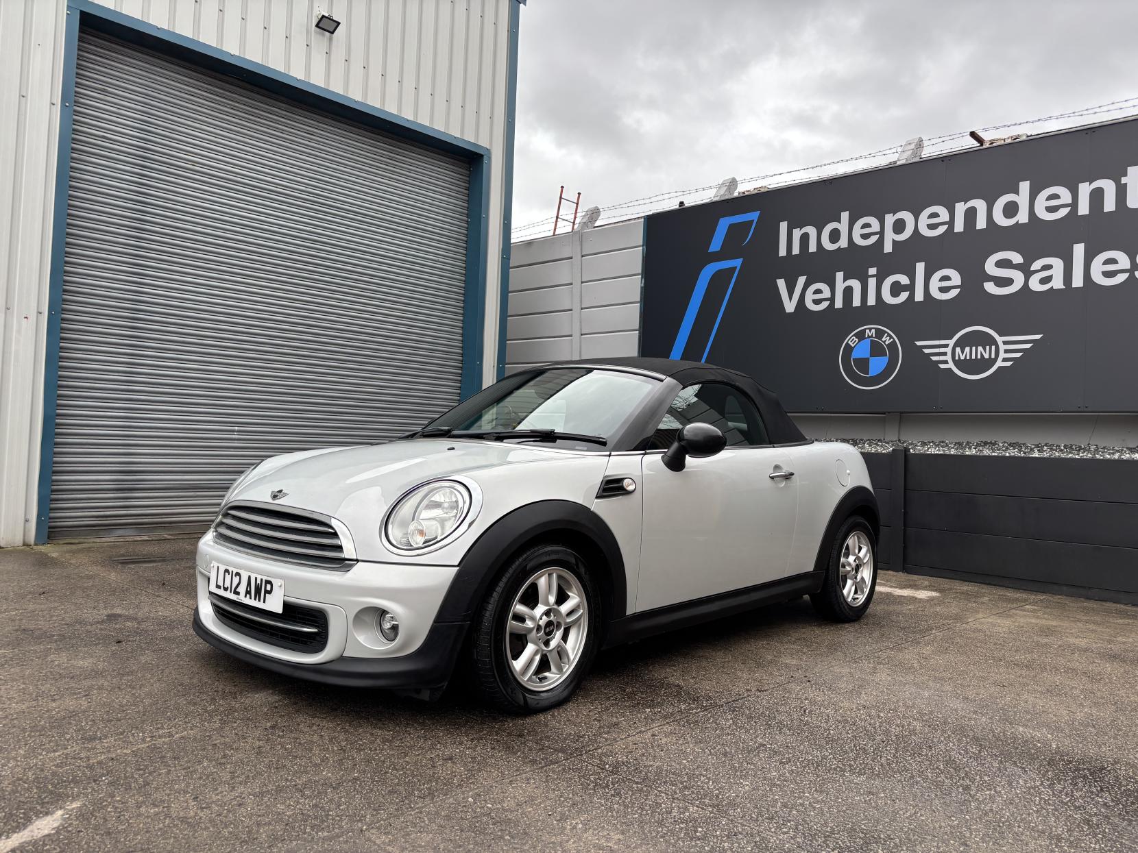 MINI Roadster 1.6 Cooper Convertible 2dr Petrol Auto Euro 5 (122 ps)