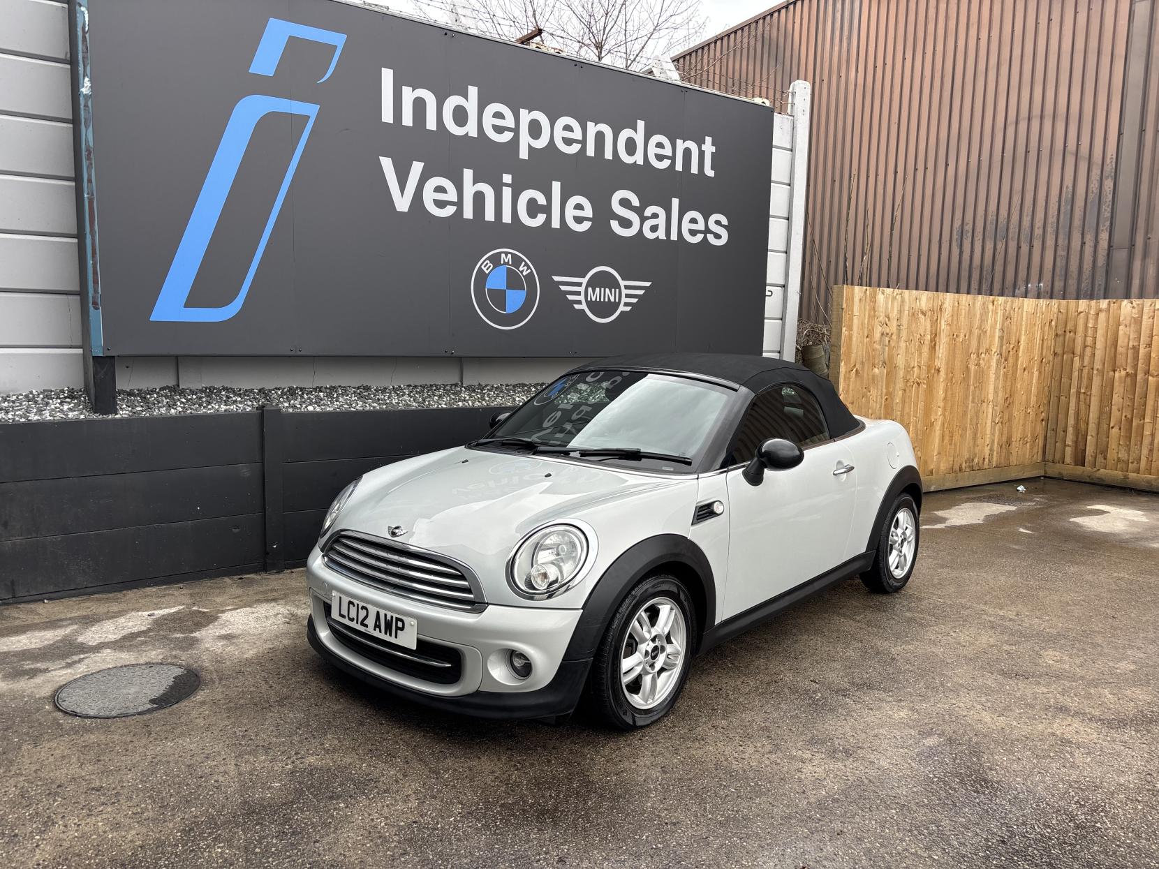 MINI Roadster 1.6 Cooper Convertible 2dr Petrol Auto Euro 5 (122 ps)