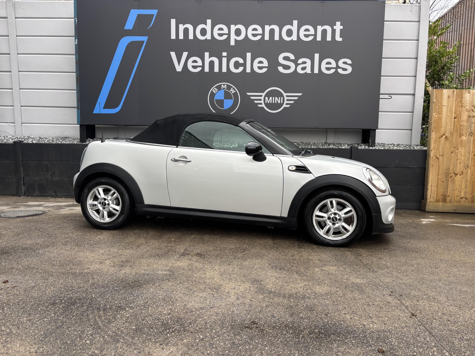 MINI Roadster 1.6 Cooper Convertible 2dr Petrol Auto Euro 5 (122 ps)