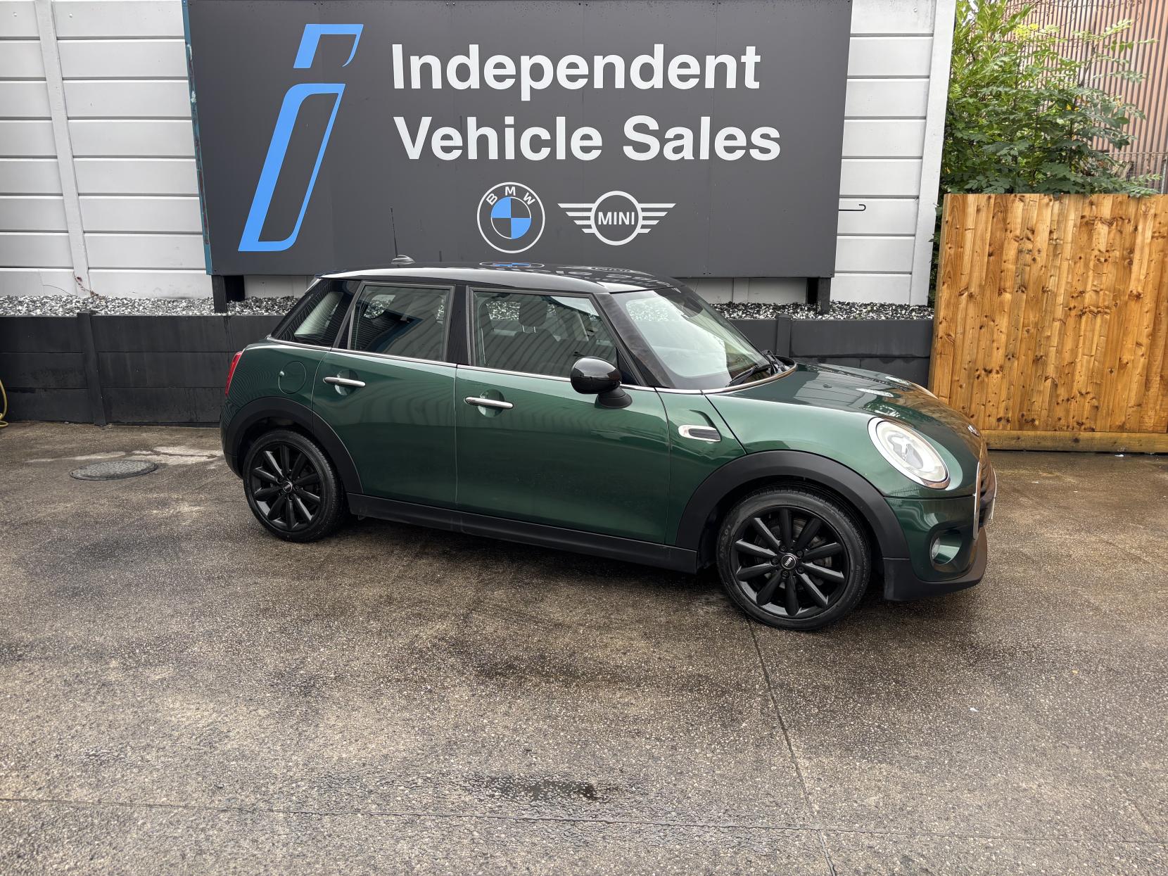 MINI Hatch 1.5 Cooper Hatchback 5dr Petrol Manual Euro 6 (s/s) (136 ps)