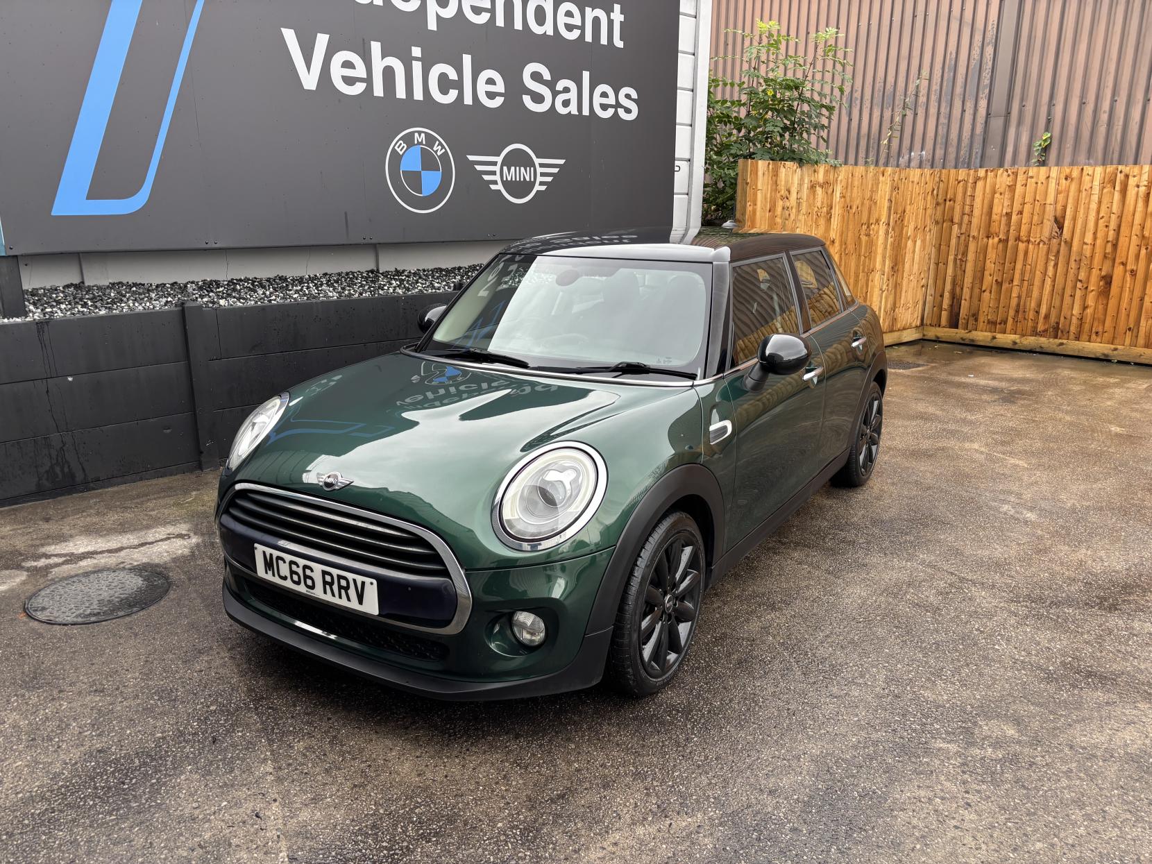 MINI Hatch 1.5 Cooper Hatchback 5dr Petrol Manual Euro 6 (s/s) (136 ps)