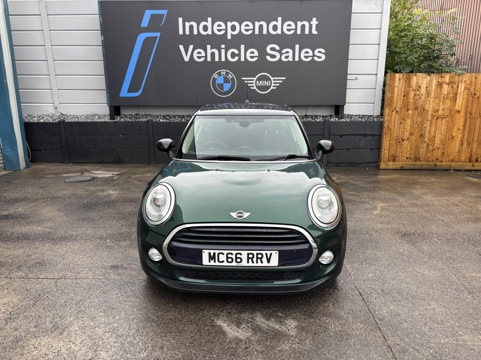 MINI Hatch 1.5 Cooper Hatchback 5dr Petrol Manual Euro 6 (s/s) (136 ps)