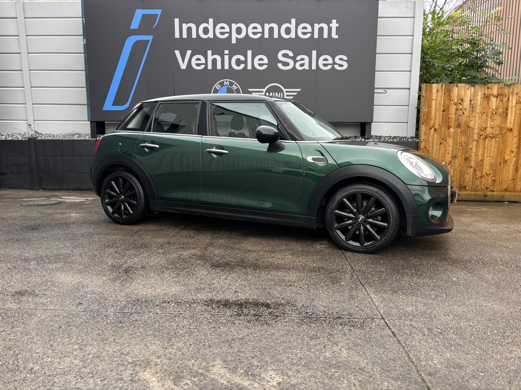MINI Hatch 1.5 Cooper Hatchback 5dr Petrol Manual Euro 6 (s/s) (136 ps)