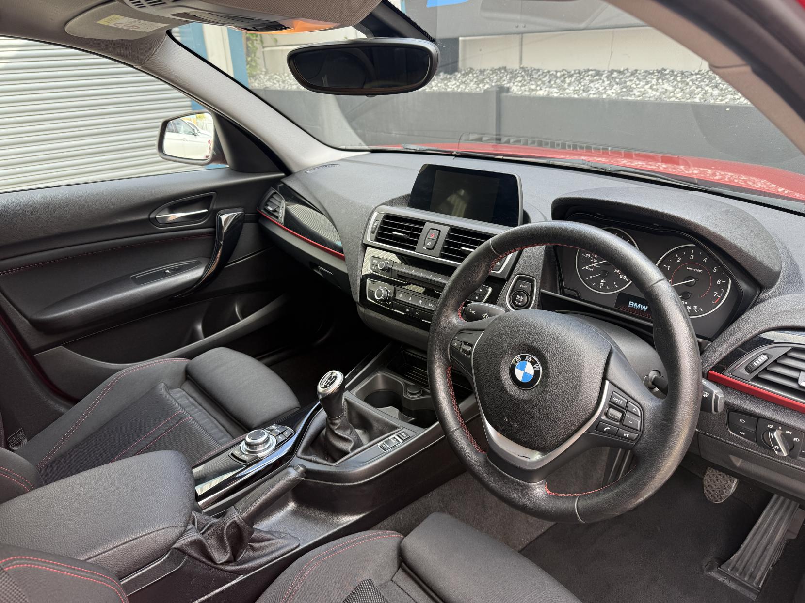 BMW 1 Series 1.5 118i Sport Hatchback 5dr Petrol Manual Euro 6 (s/s) (136 ps)