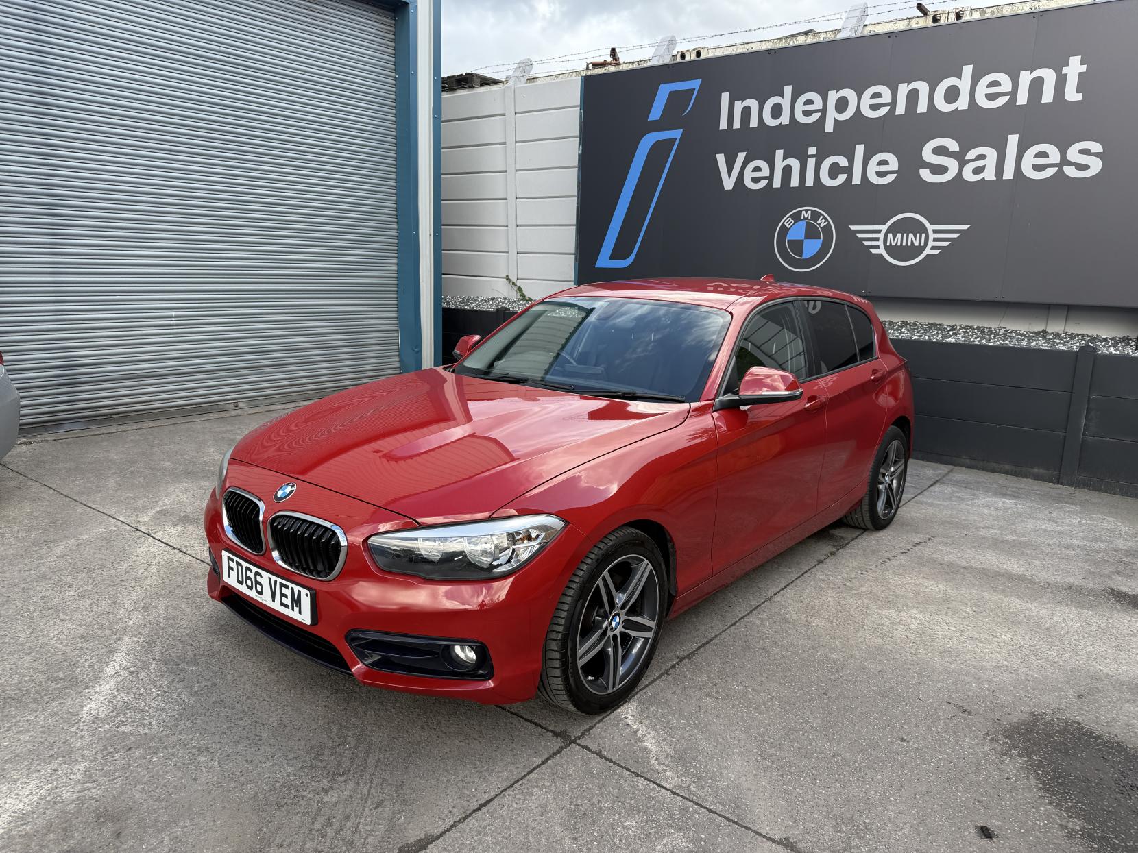 BMW 1 Series 1.5 118i Sport Hatchback 5dr Petrol Manual Euro 6 (s/s) (136 ps)