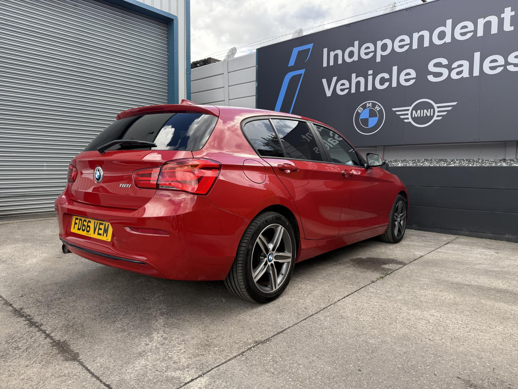 BMW 1 Series 1.5 118i Sport Hatchback 5dr Petrol Manual Euro 6 (s/s) (136 ps)