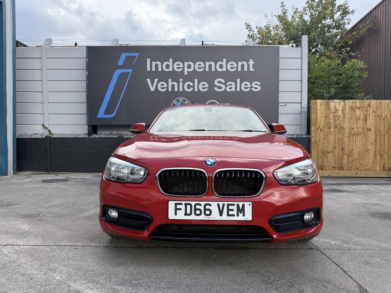BMW 1 Series 1.5 118i Sport Hatchback 5dr Petrol Manual Euro 6 (s/s) (136 ps)
