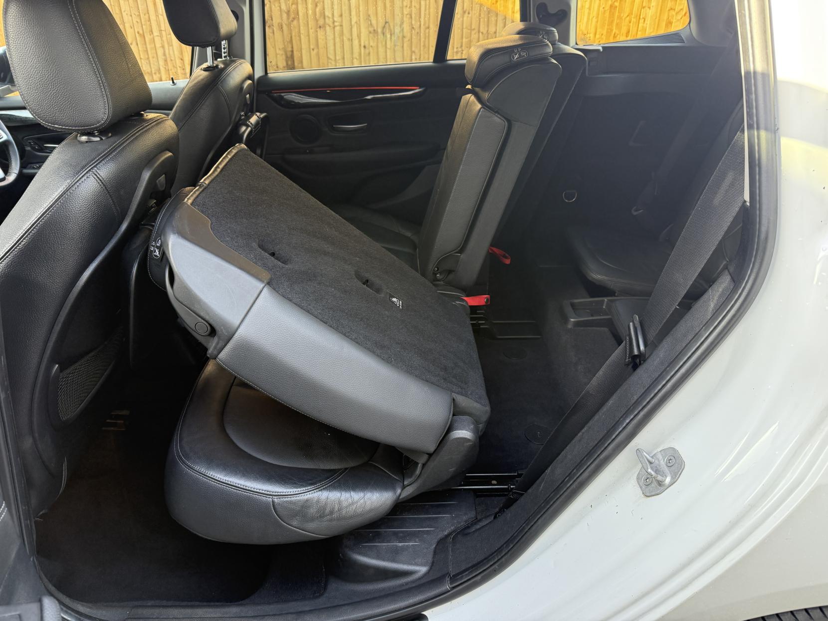 BMW 2 Series Gran Tourer 1.5 218i Luxury MPV 5dr Petrol Auto Euro 6 (s/s) (136 ps)