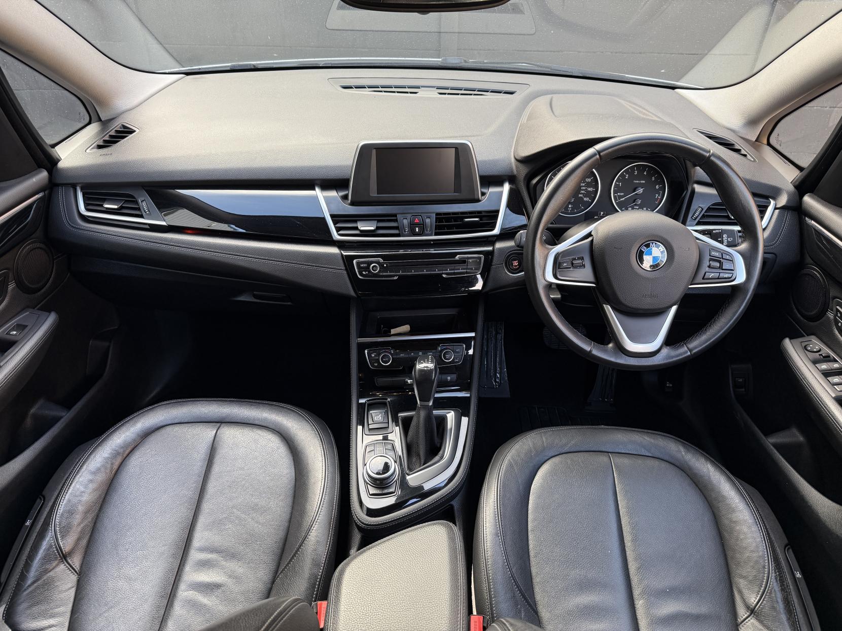 BMW 2 Series Gran Tourer 1.5 218i Luxury MPV 5dr Petrol Auto Euro 6 (s/s) (136 ps)