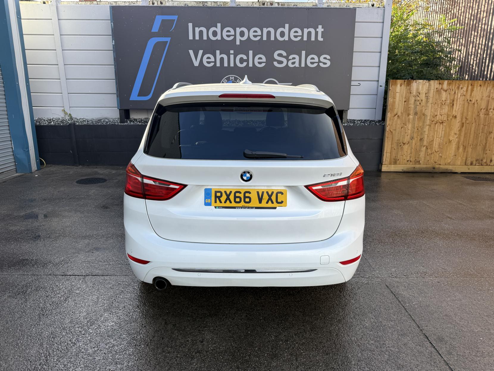 BMW 2 Series Gran Tourer 1.5 218i Luxury MPV 5dr Petrol Auto Euro 6 (s/s) (136 ps)