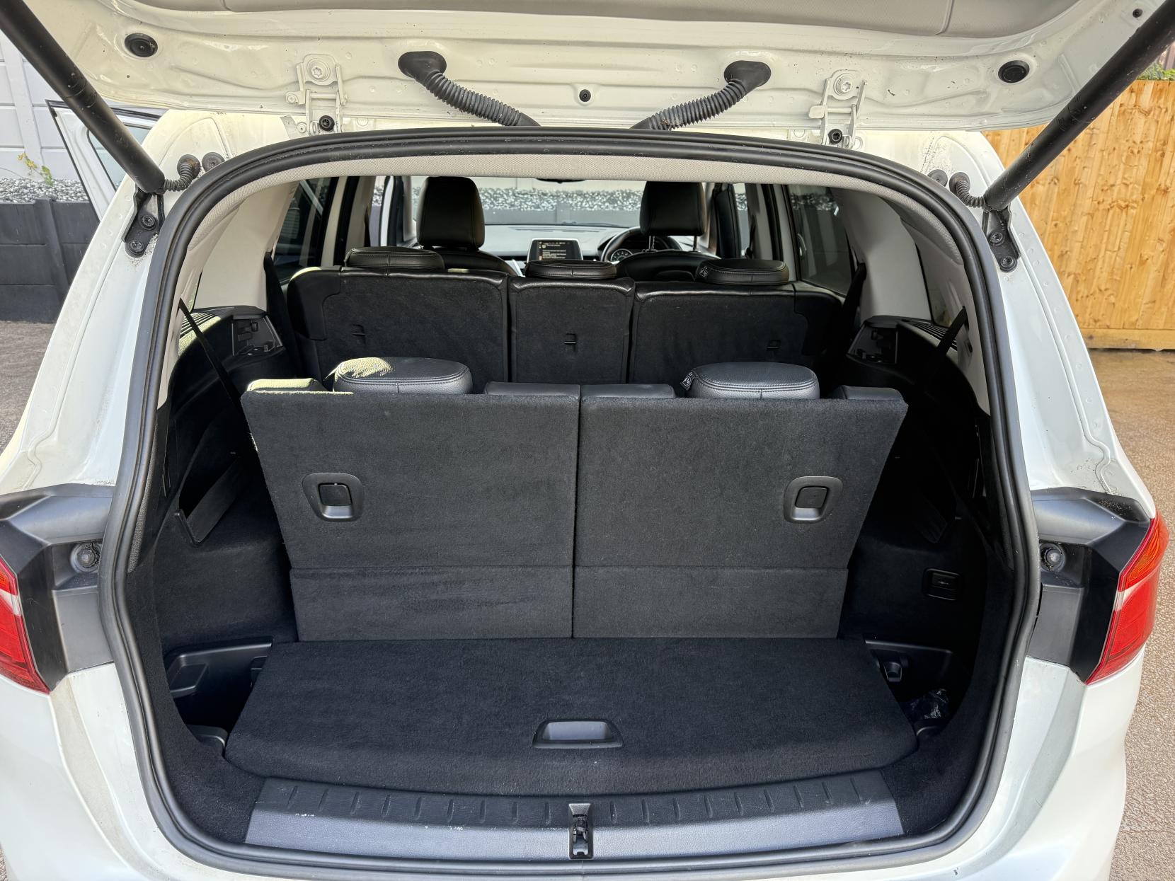 BMW 2 Series Gran Tourer 1.5 218i Luxury MPV 5dr Petrol Auto Euro 6 (s/s) (136 ps)