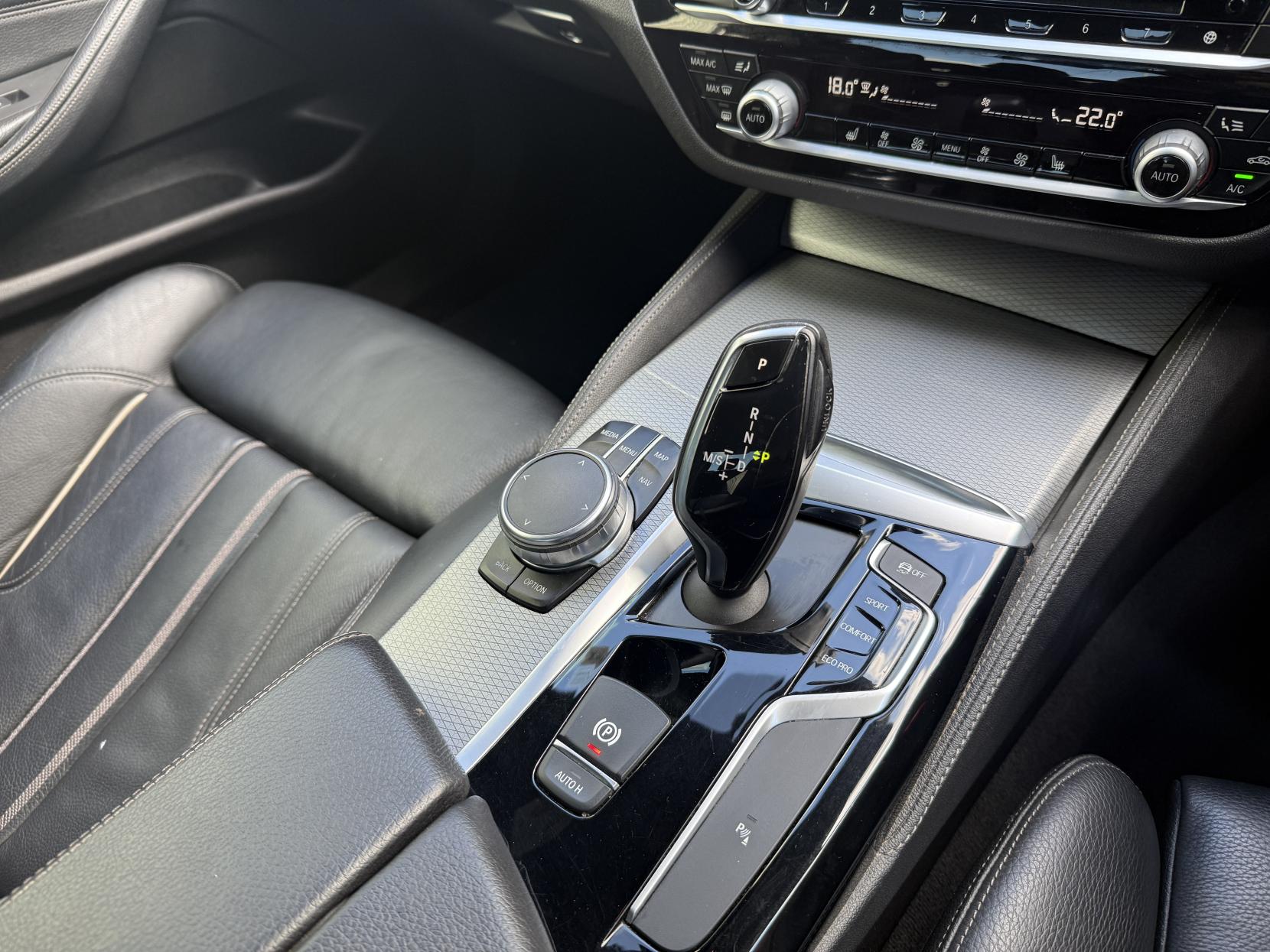 BMW 5 Series 2.0 520d M Sport Saloon 4dr Diesel Auto Euro 6 (s/s) (190 ps)
