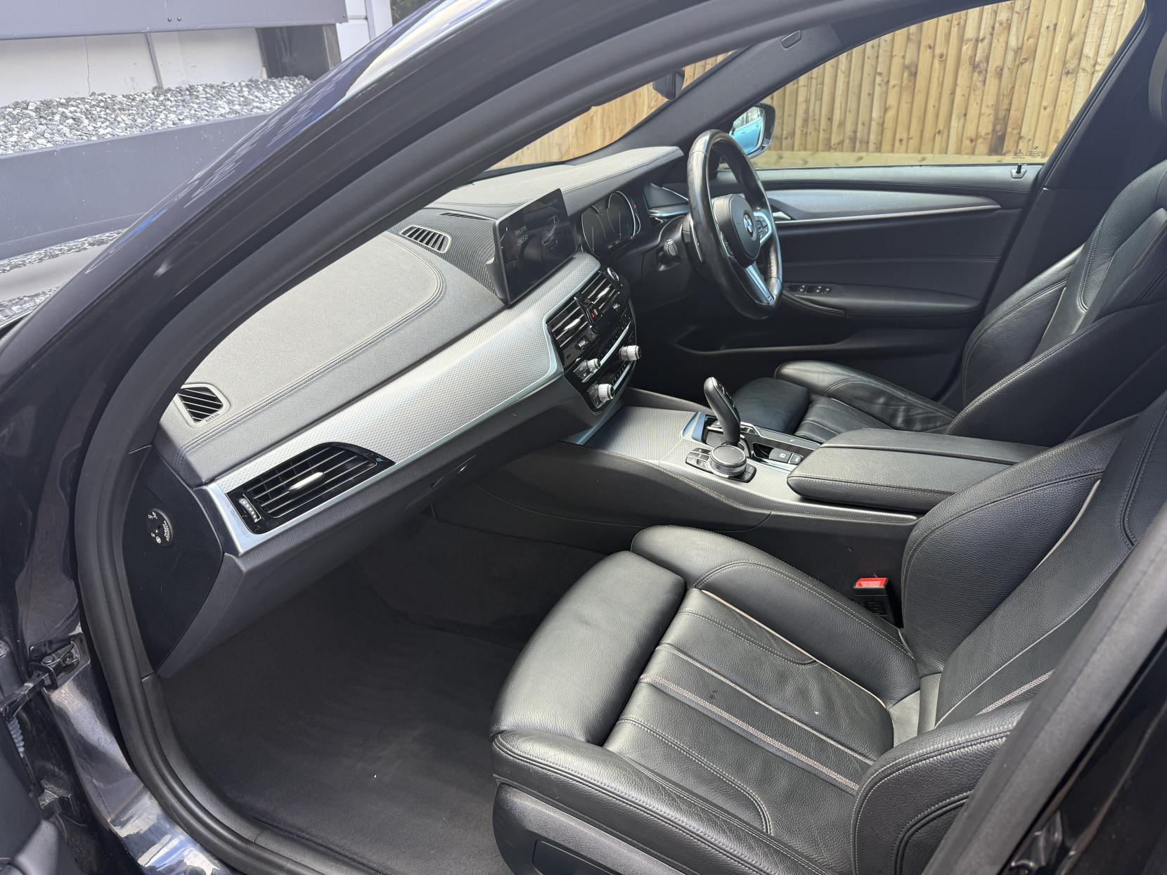 BMW 5 Series 2.0 520d M Sport Saloon 4dr Diesel Auto Euro 6 (s/s) (190 ps)