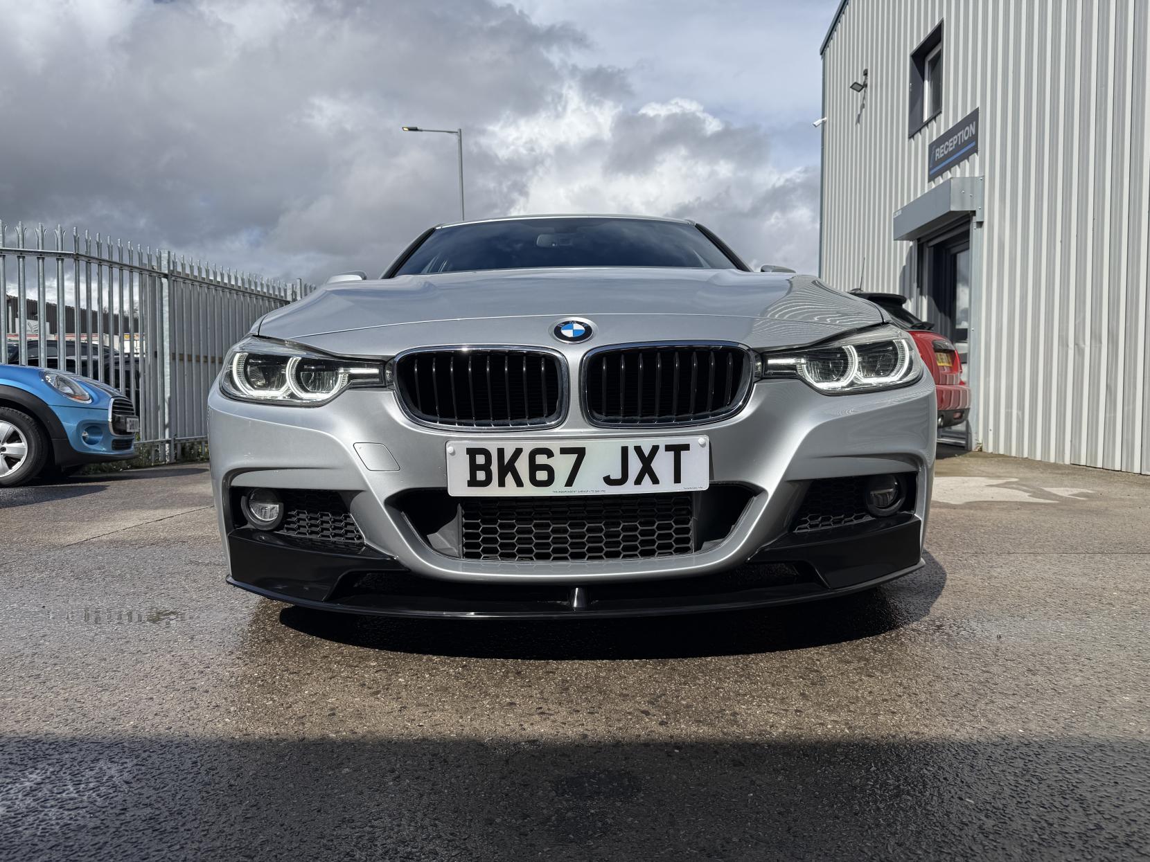 BMW 3 Series 2.0 320d M Sport Saloon 4dr Diesel Auto Euro 6 (s/s) (190 ps)