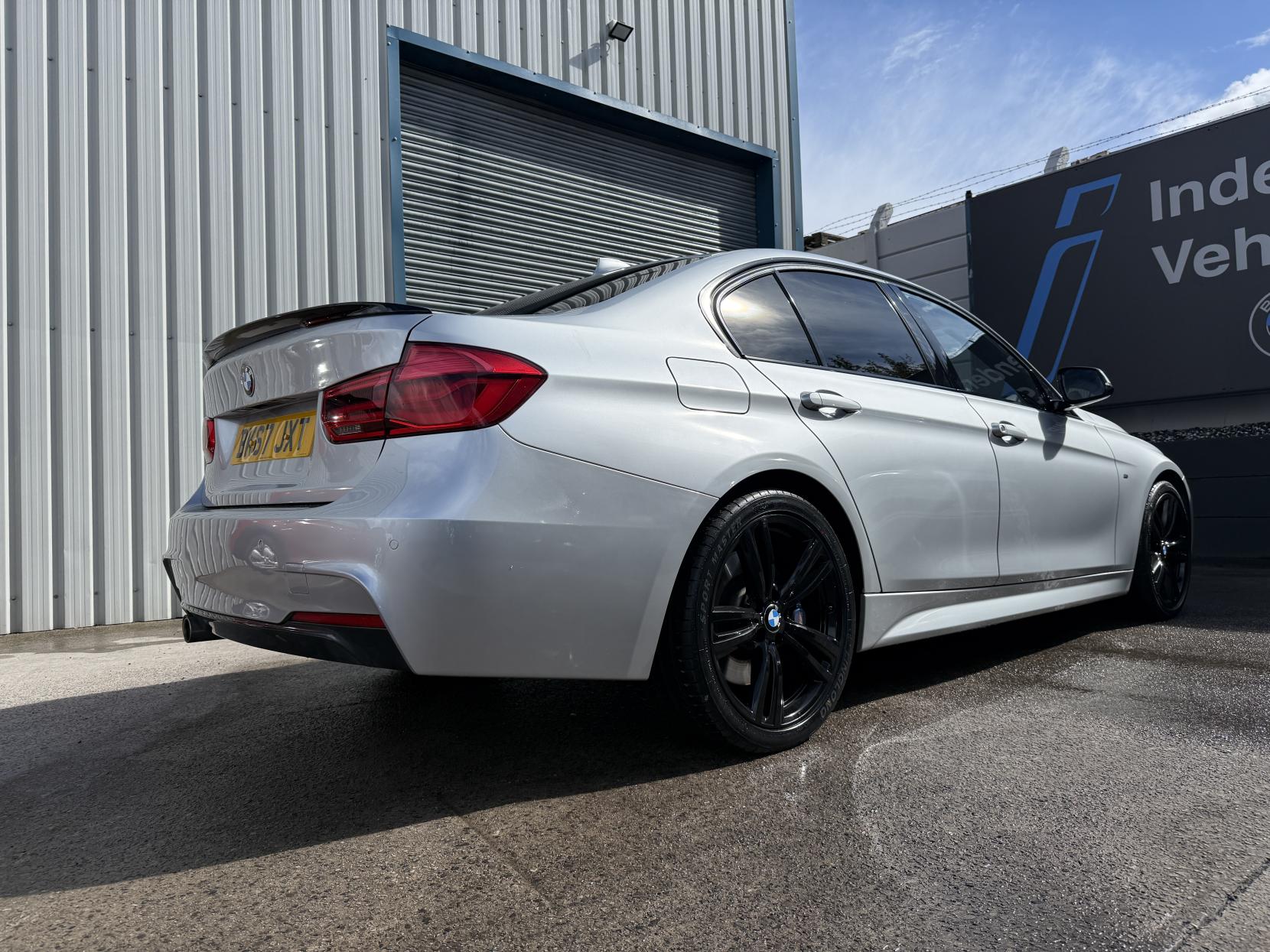 BMW 3 Series 2.0 320d M Sport Saloon 4dr Diesel Auto Euro 6 (s/s) (190 ps)