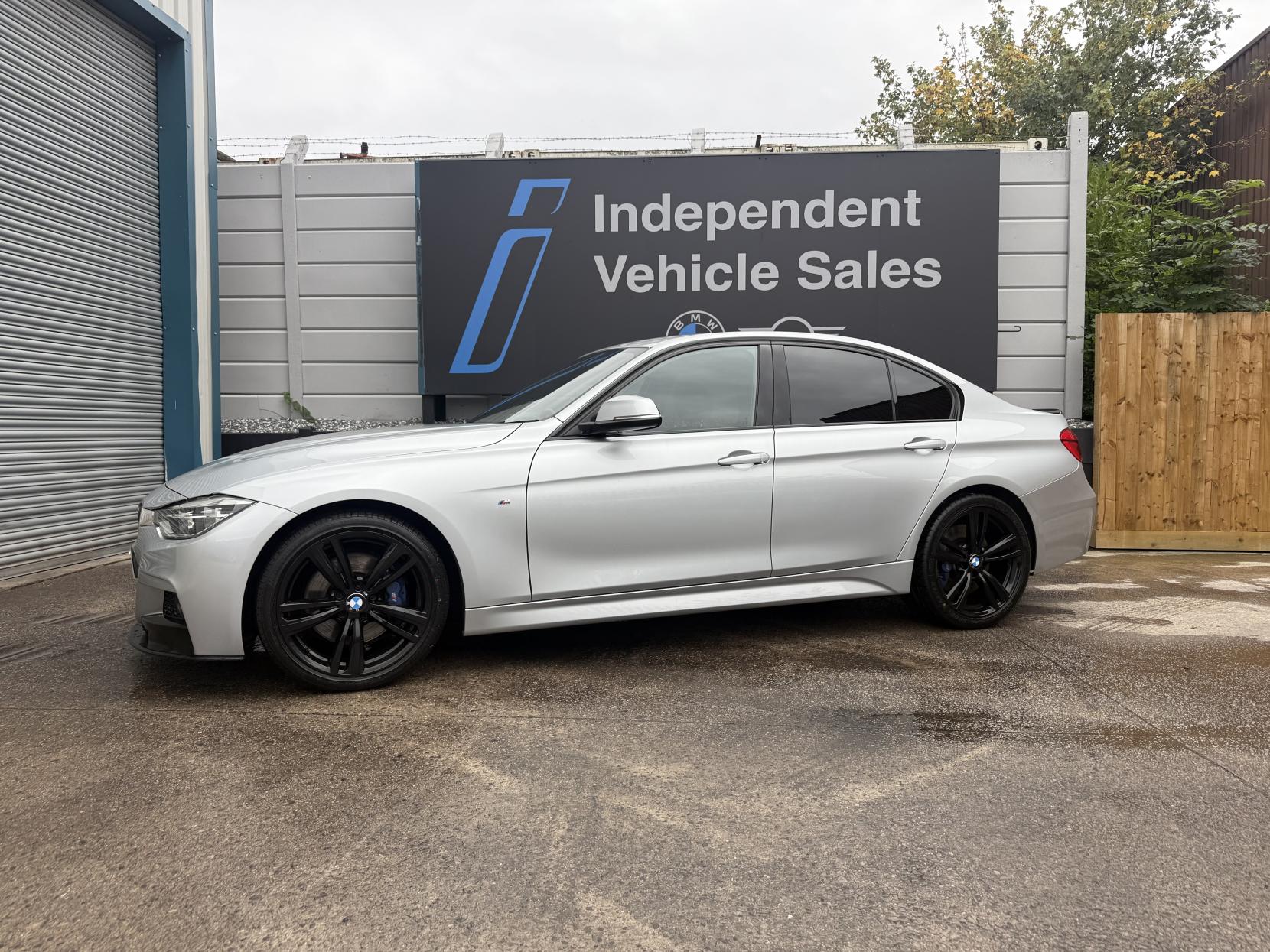 BMW 3 Series 2.0 320d M Sport Saloon 4dr Diesel Auto Euro 6 (s/s) (190 ps)