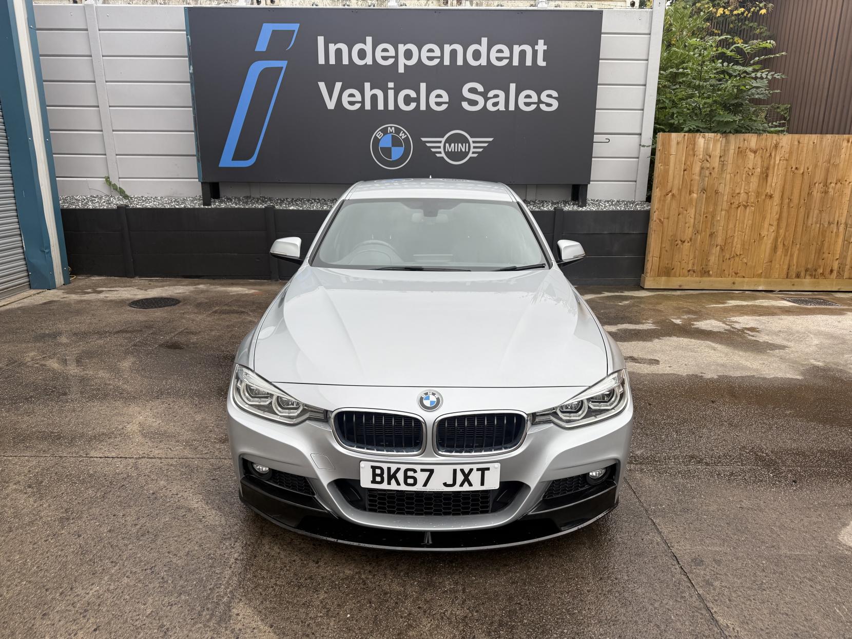 BMW 3 Series 2.0 320d M Sport Saloon 4dr Diesel Auto Euro 6 (s/s) (190 ps)