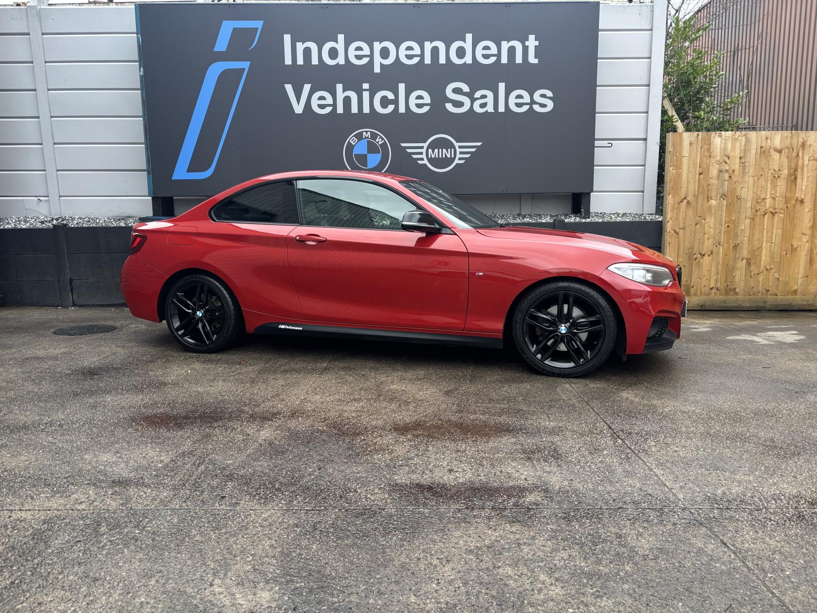 BMW 2 Series 2.0 225d M Sport Coupe 2dr Diesel Auto Euro 6 (s/s) (218 ps)