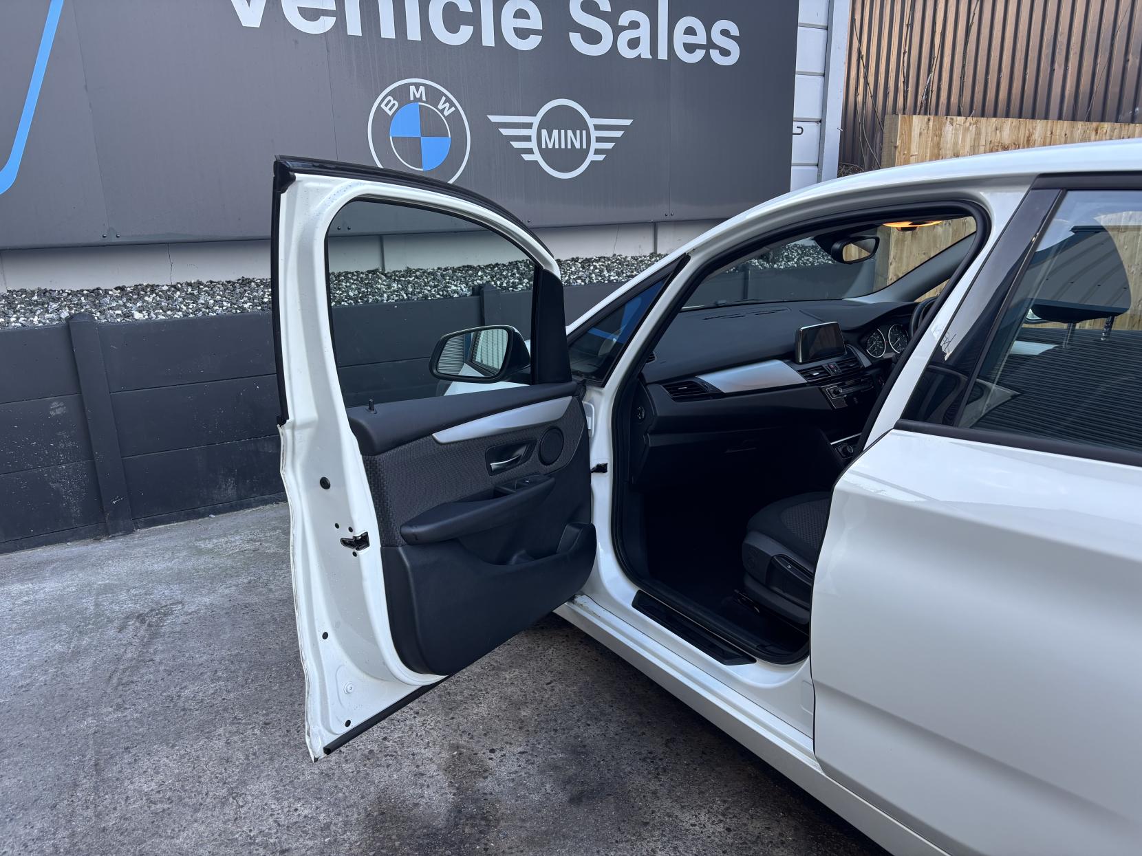 BMW 2 Series Active Tourer 1.5 218i SE MPV 5dr Petrol Manual Euro 6 (s/s) (140 ps)