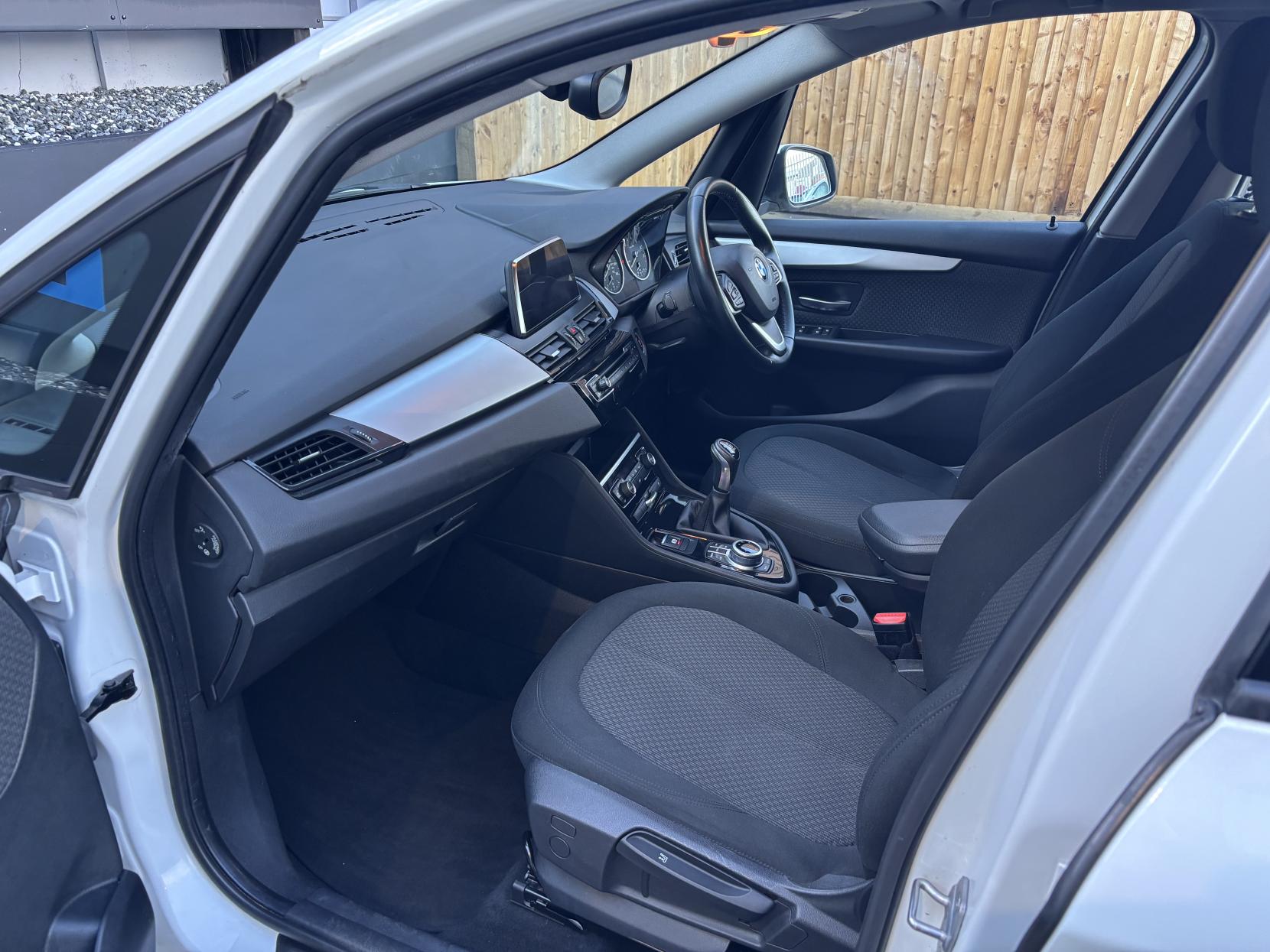 BMW 2 Series Active Tourer 1.5 218i SE MPV 5dr Petrol Manual Euro 6 (s/s) (140 ps)