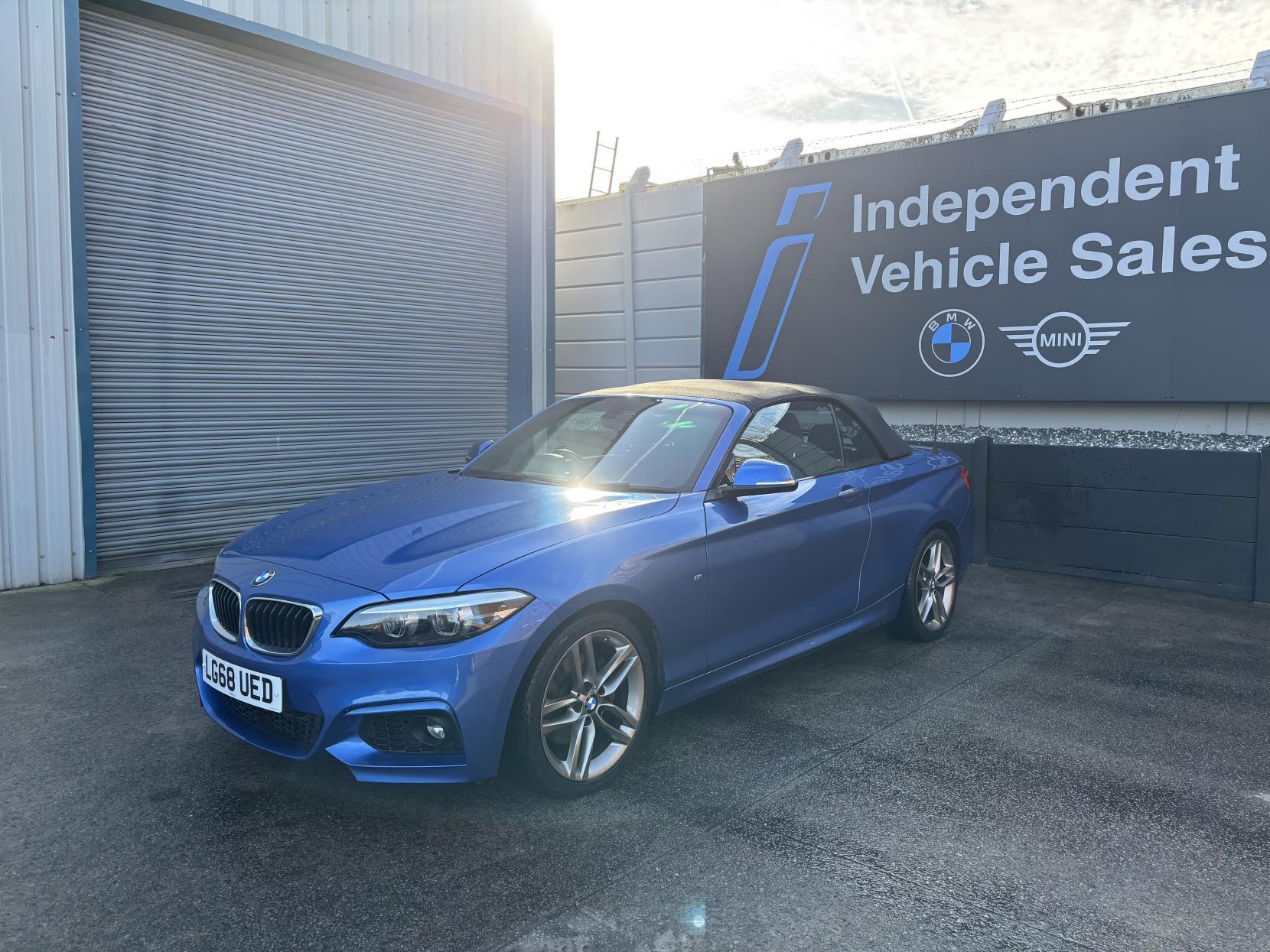 BMW 2 Series 2.0 220i M Sport Convertible 2dr Petrol Auto Euro 6 (s/s) (184 ps)