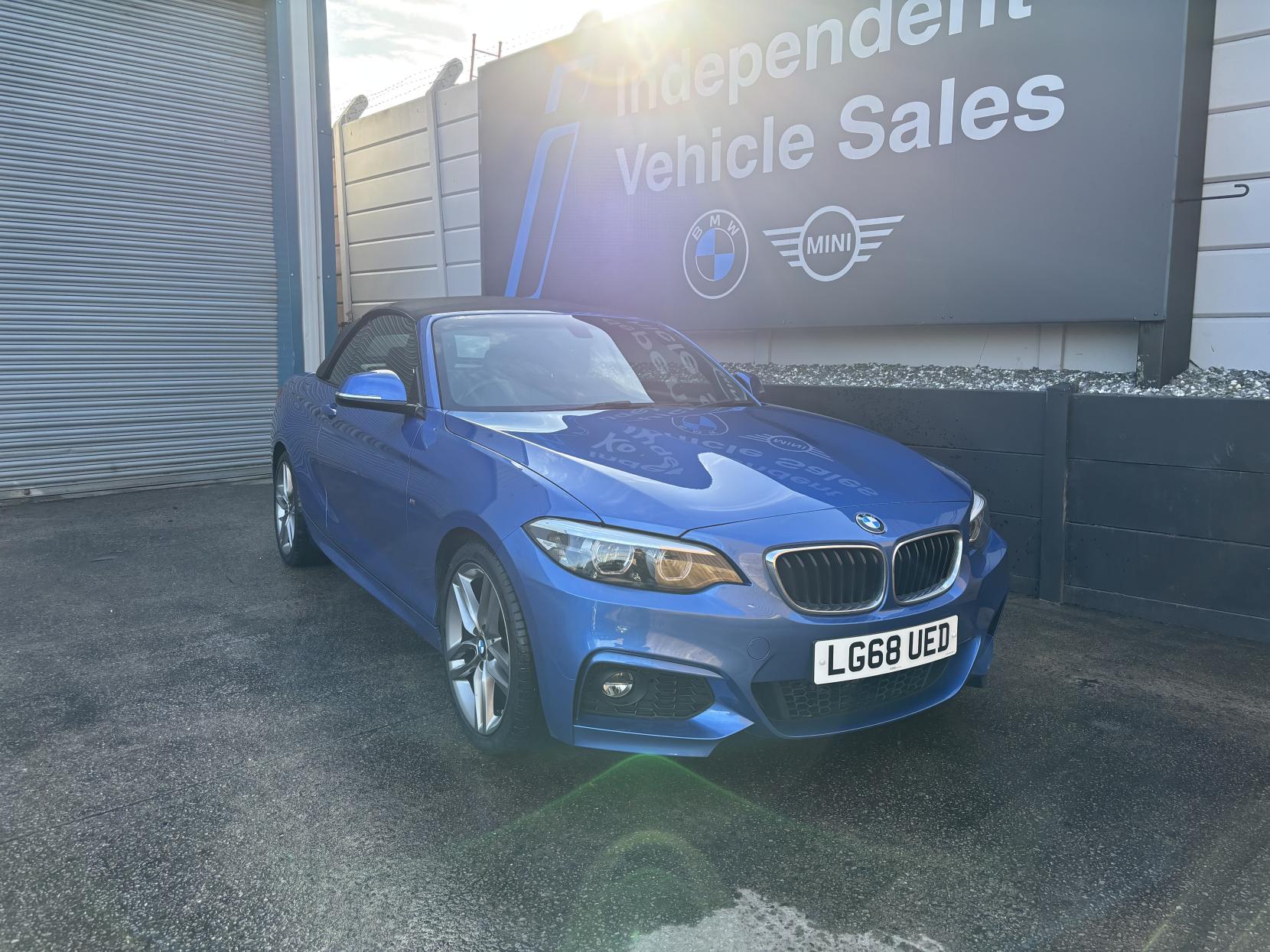 BMW 2 Series 2.0 220i M Sport Convertible 2dr Petrol Auto Euro 6 (s/s) (184 ps)