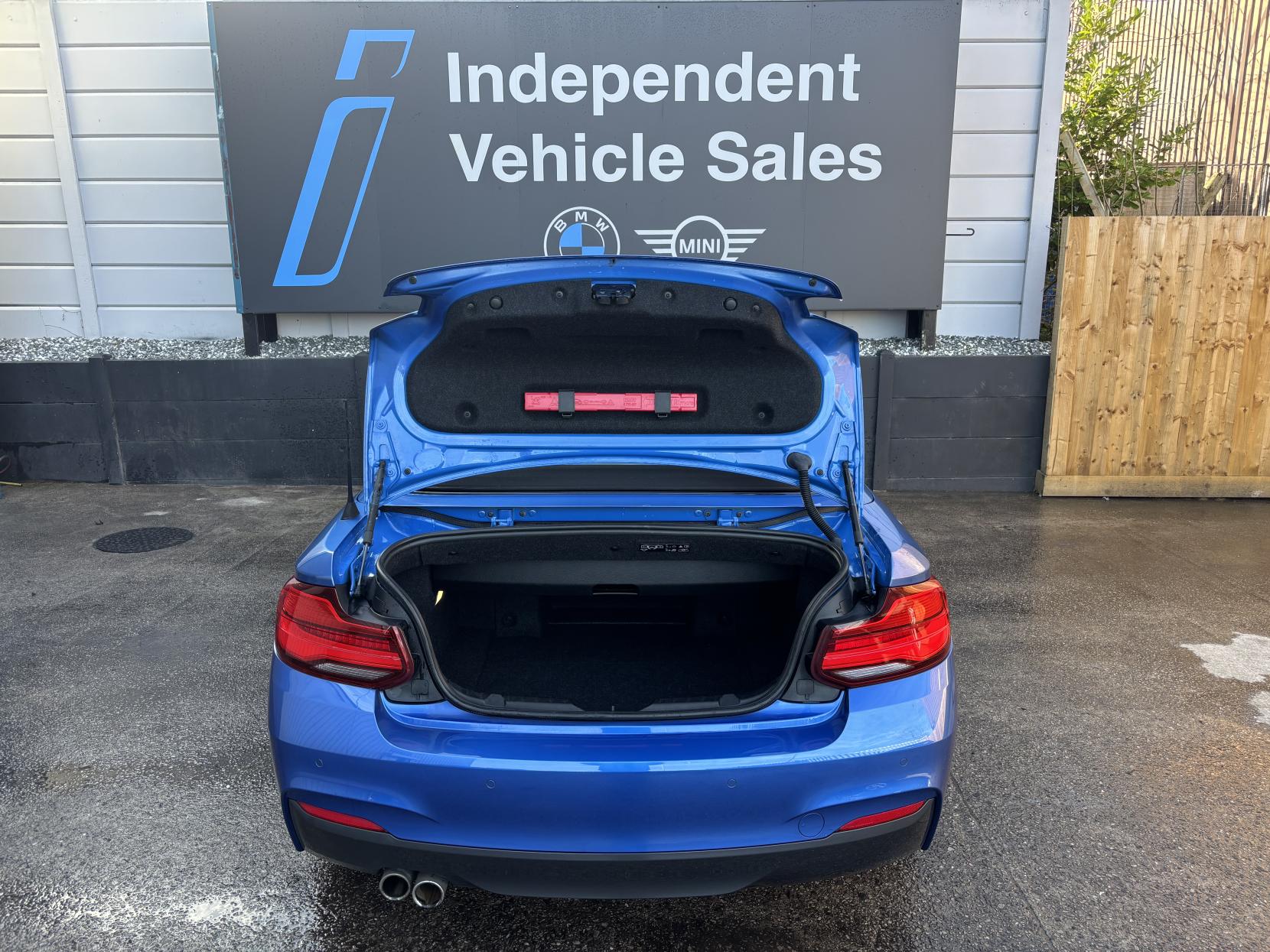 BMW 2 Series 2.0 220i M Sport Convertible 2dr Petrol Auto Euro 6 (s/s) (184 ps)