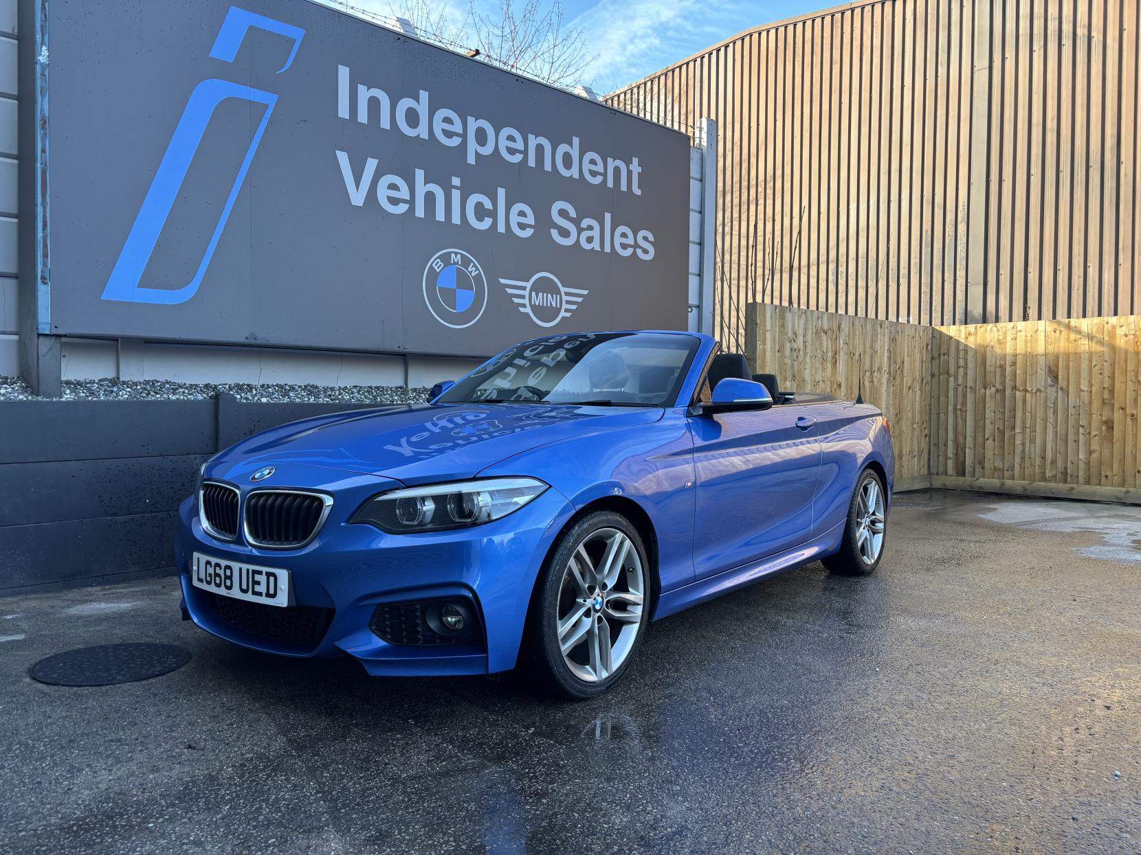 BMW 2 Series 2.0 220i M Sport Convertible 2dr Petrol Auto Euro 6 (s/s) (184 ps)