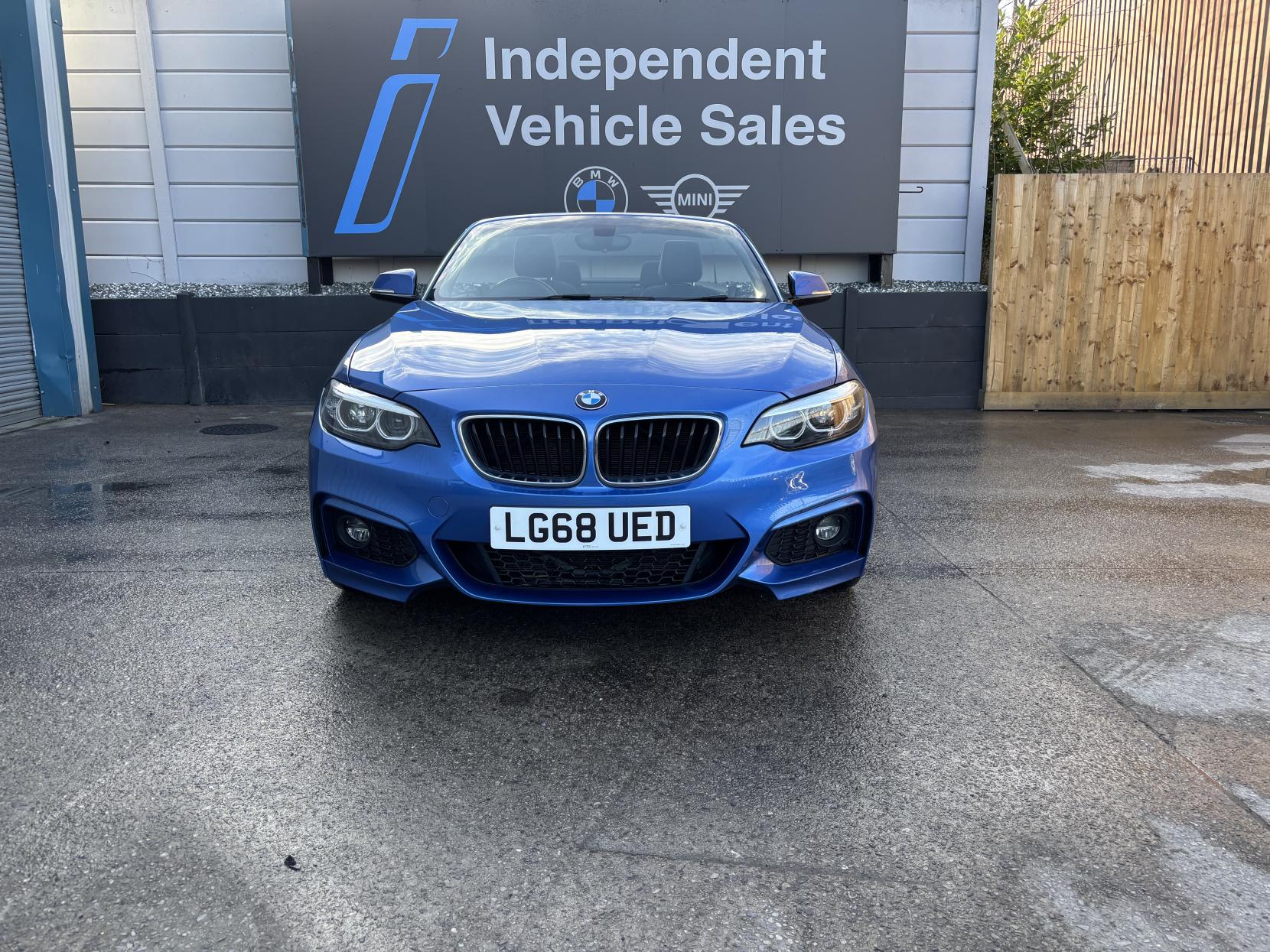 BMW 2 Series 2.0 220i M Sport Convertible 2dr Petrol Auto Euro 6 (s/s) (184 ps)