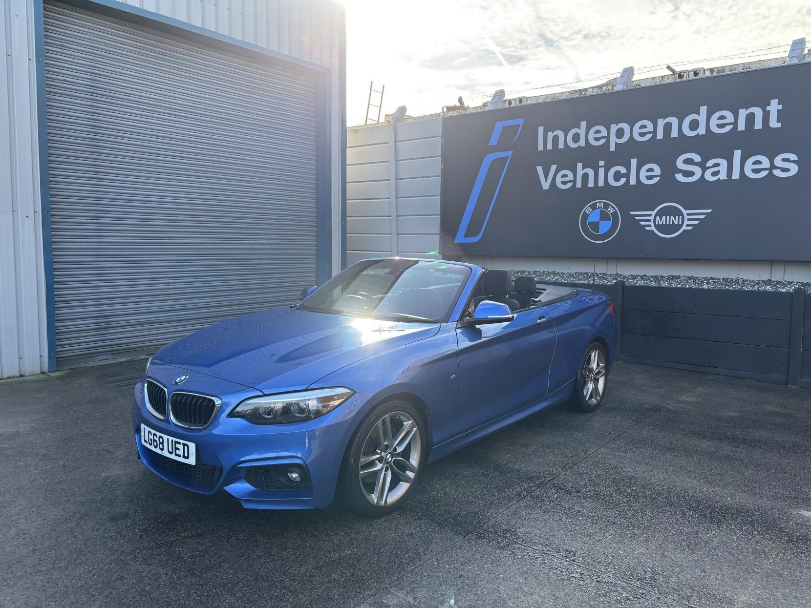 BMW 2 Series 2.0 220i M Sport Convertible 2dr Petrol Auto Euro 6 (s/s) (184 ps)