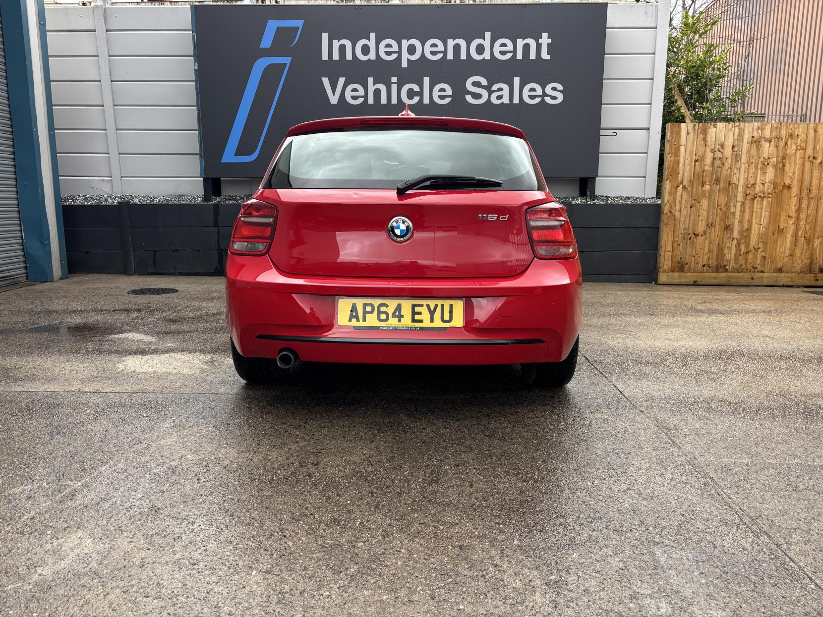 BMW 1 Series 2.0 116d Sport Hatchback 5dr Diesel Manual Euro 5 (s/s) (116 ps)