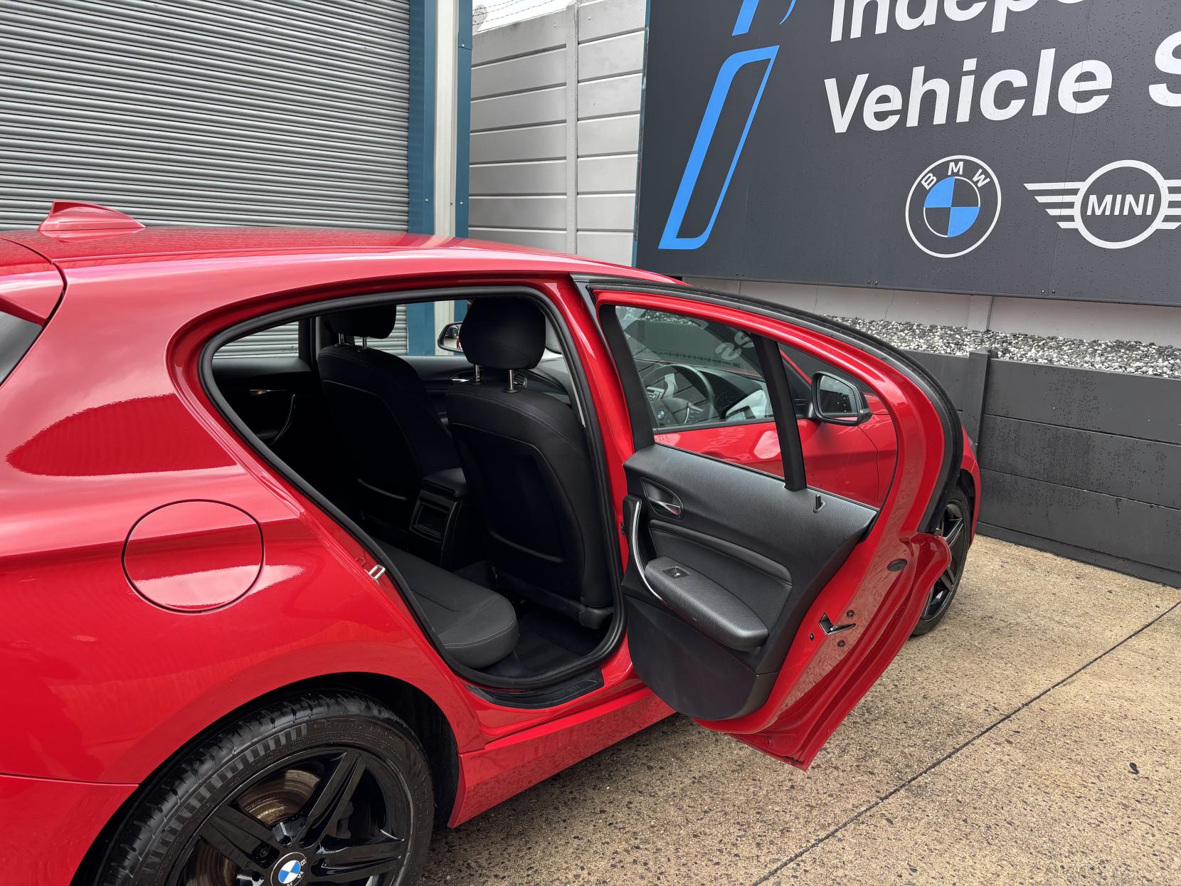 BMW 1 Series 2.0 116d Sport Hatchback 5dr Diesel Manual Euro 5 (s/s) (116 ps)