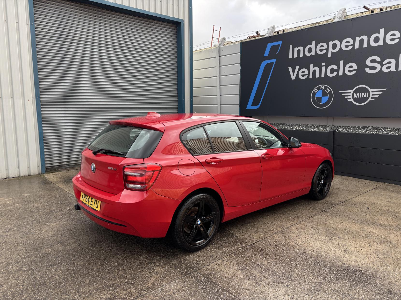 BMW 1 Series 2.0 116d Sport Hatchback 5dr Diesel Manual Euro 5 (s/s) (116 ps)