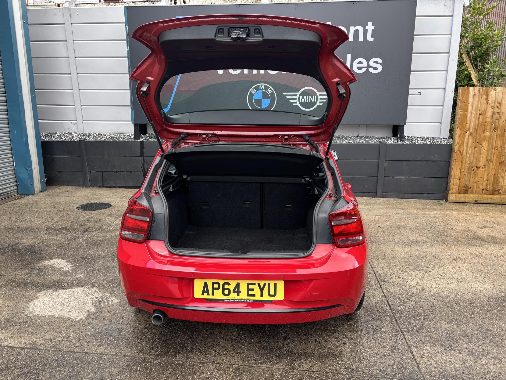 BMW 1 Series 2.0 116d Sport Hatchback 5dr Diesel Manual Euro 5 (s/s) (116 ps)