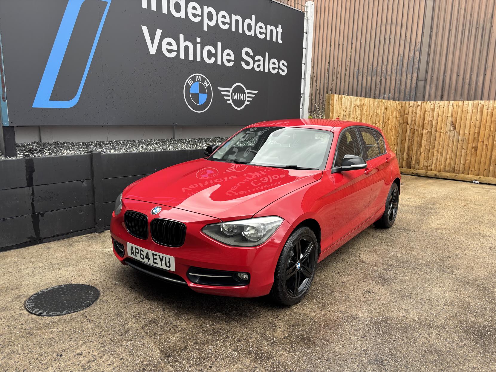 BMW 1 Series 2.0 116d Sport Hatchback 5dr Diesel Manual Euro 5 (s/s) (116 ps)