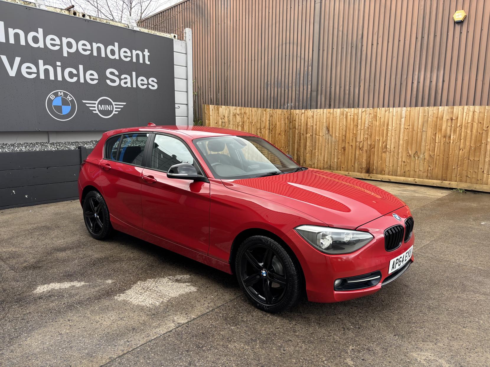 BMW 1 Series 2.0 116d Sport Hatchback 5dr Diesel Manual Euro 5 (s/s) (116 ps)