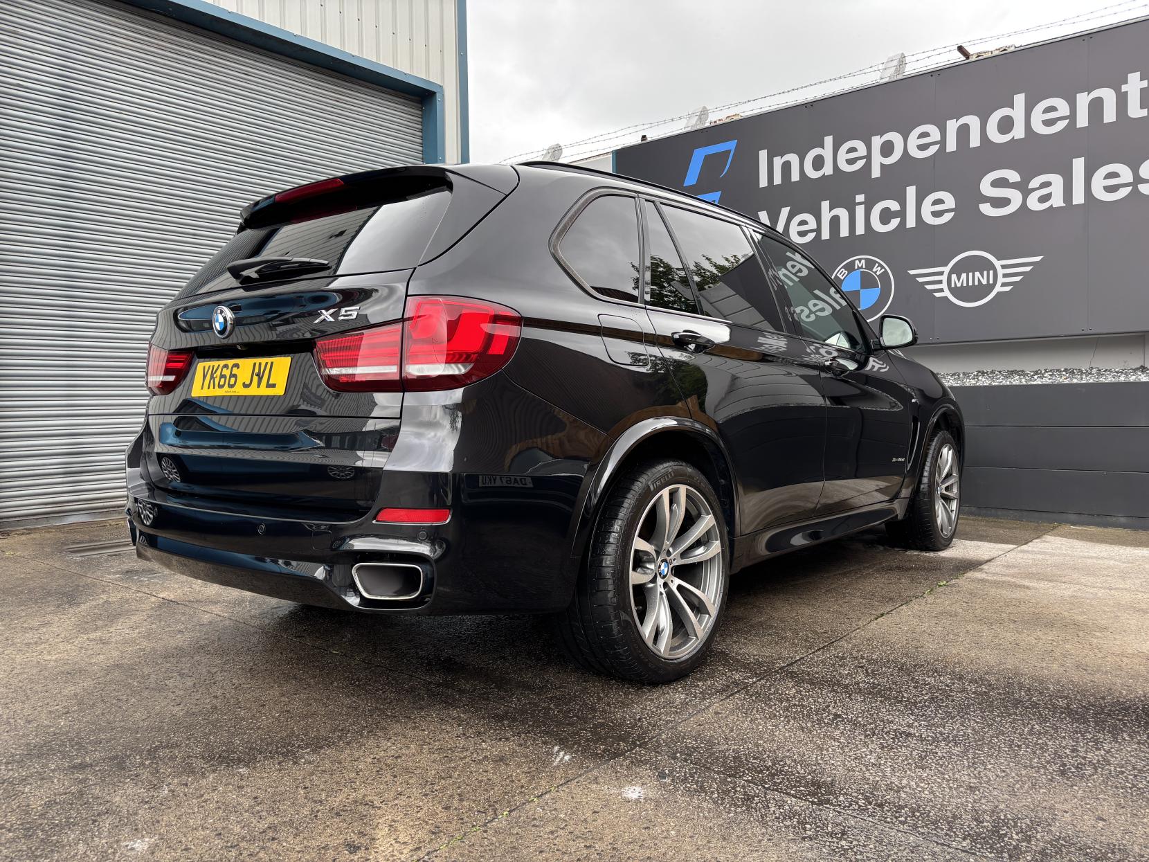 BMW X5 3.0 30d M Sport SUV 5dr Diesel Auto xDrive Euro 6 (s/s) (258 ps)
