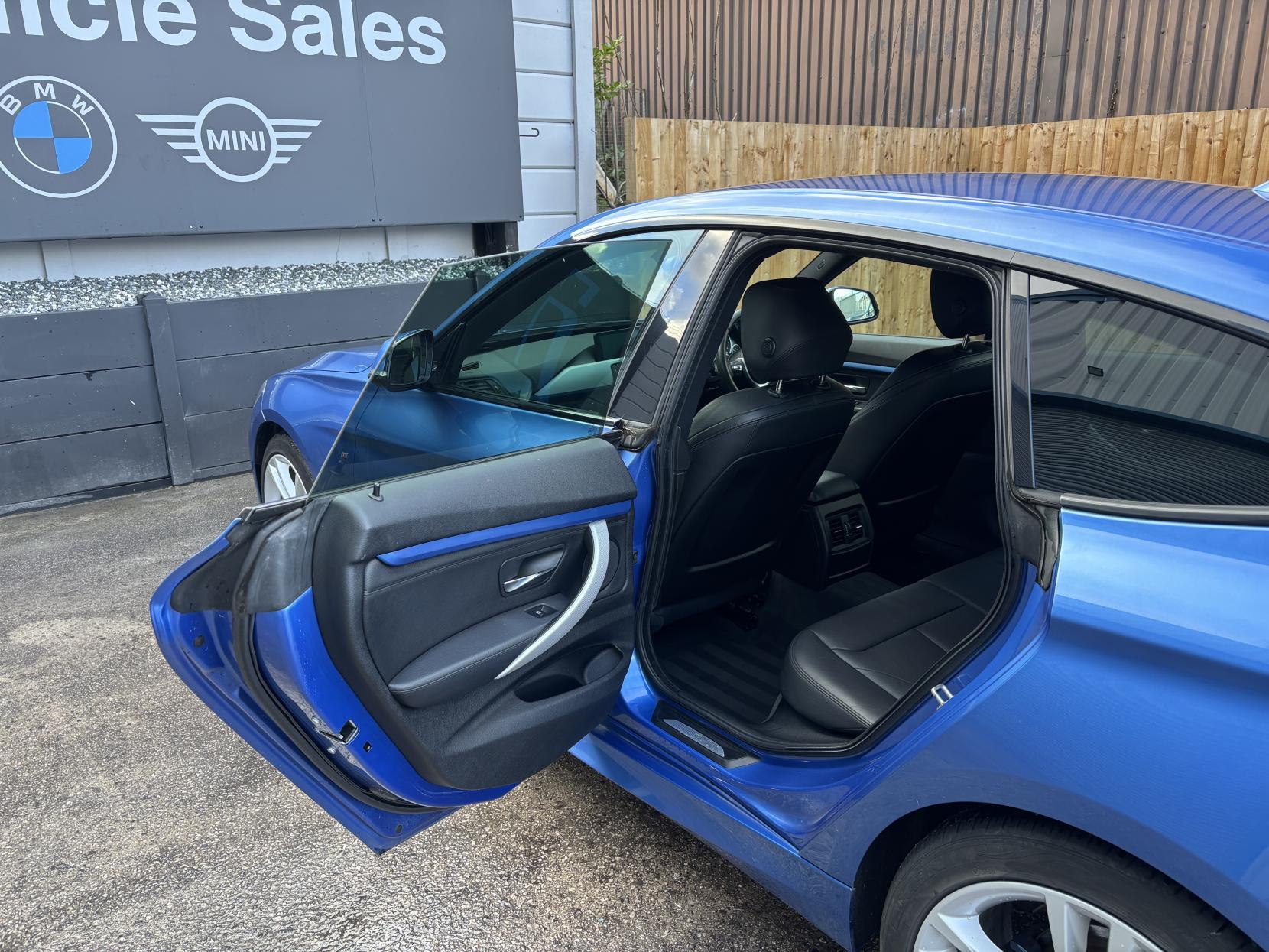 BMW 3 Series Gran Turismo 2.0 320d M Sport GT 5dr Diesel Auto Euro 6 (s/s) (184 ps)