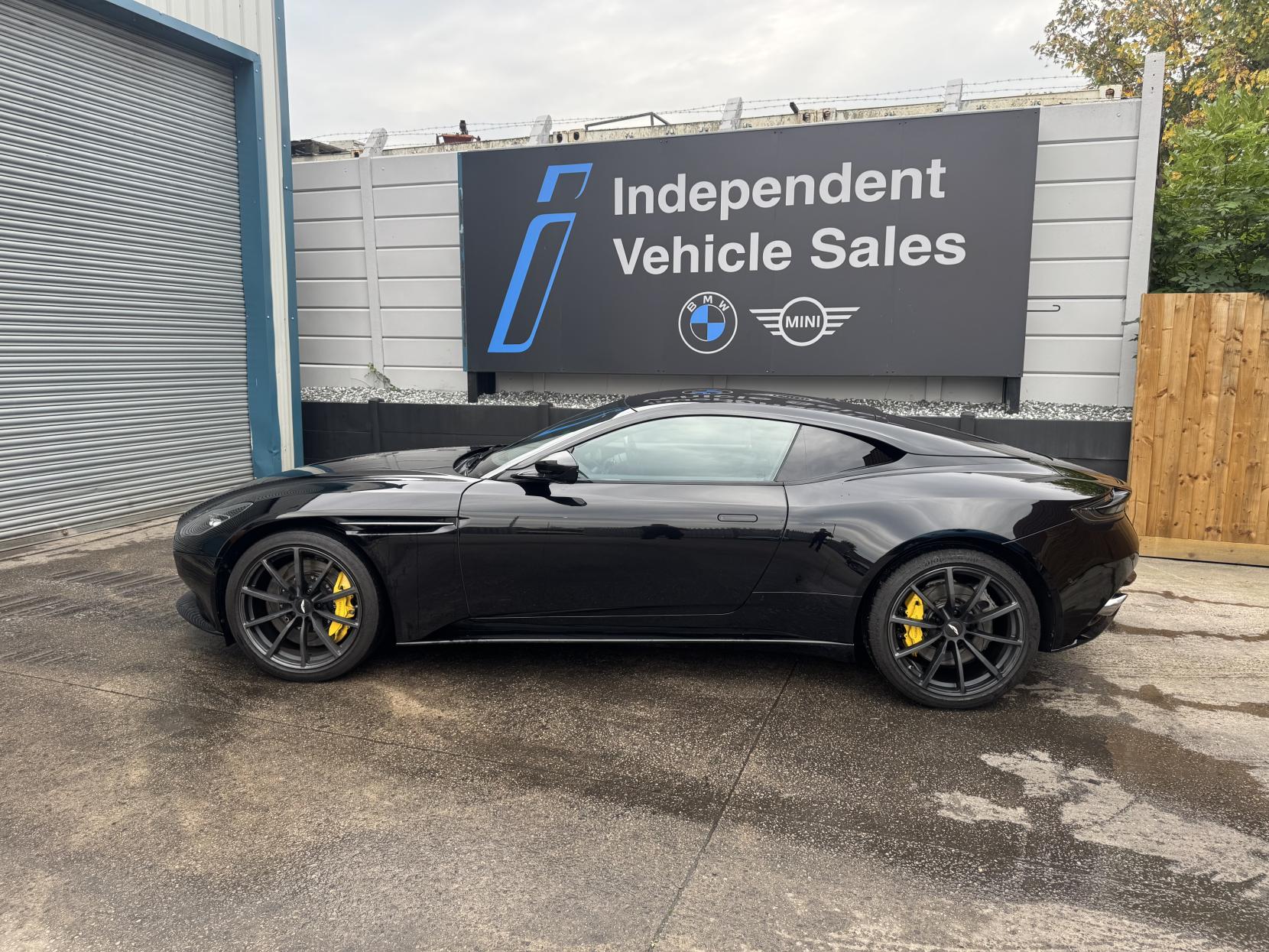 Aston Martin DB11 4.0 V8 Coupe 2dr Petrol Auto Euro 6 (s/s) (535 ps)
