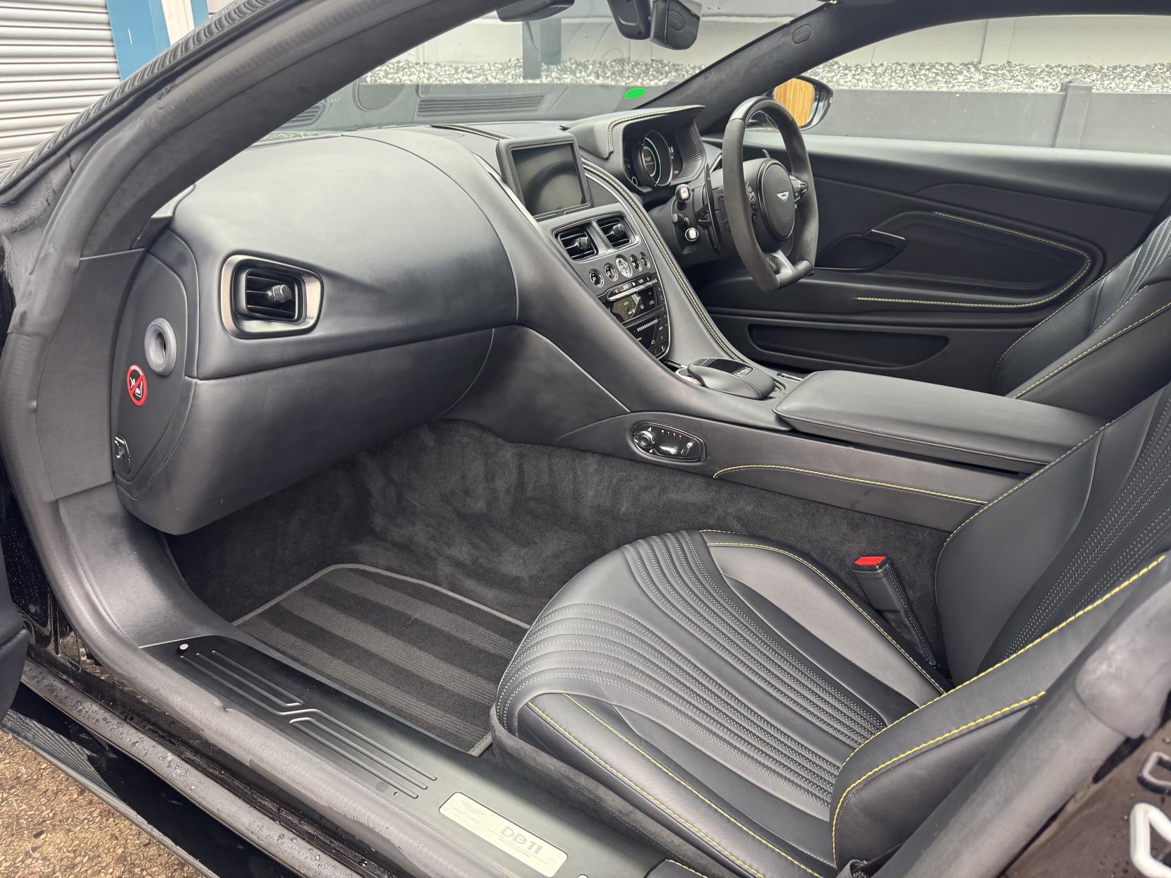 Aston Martin DB11 4.0 V8 Coupe 2dr Petrol Auto Euro 6 (s/s) (535 ps)