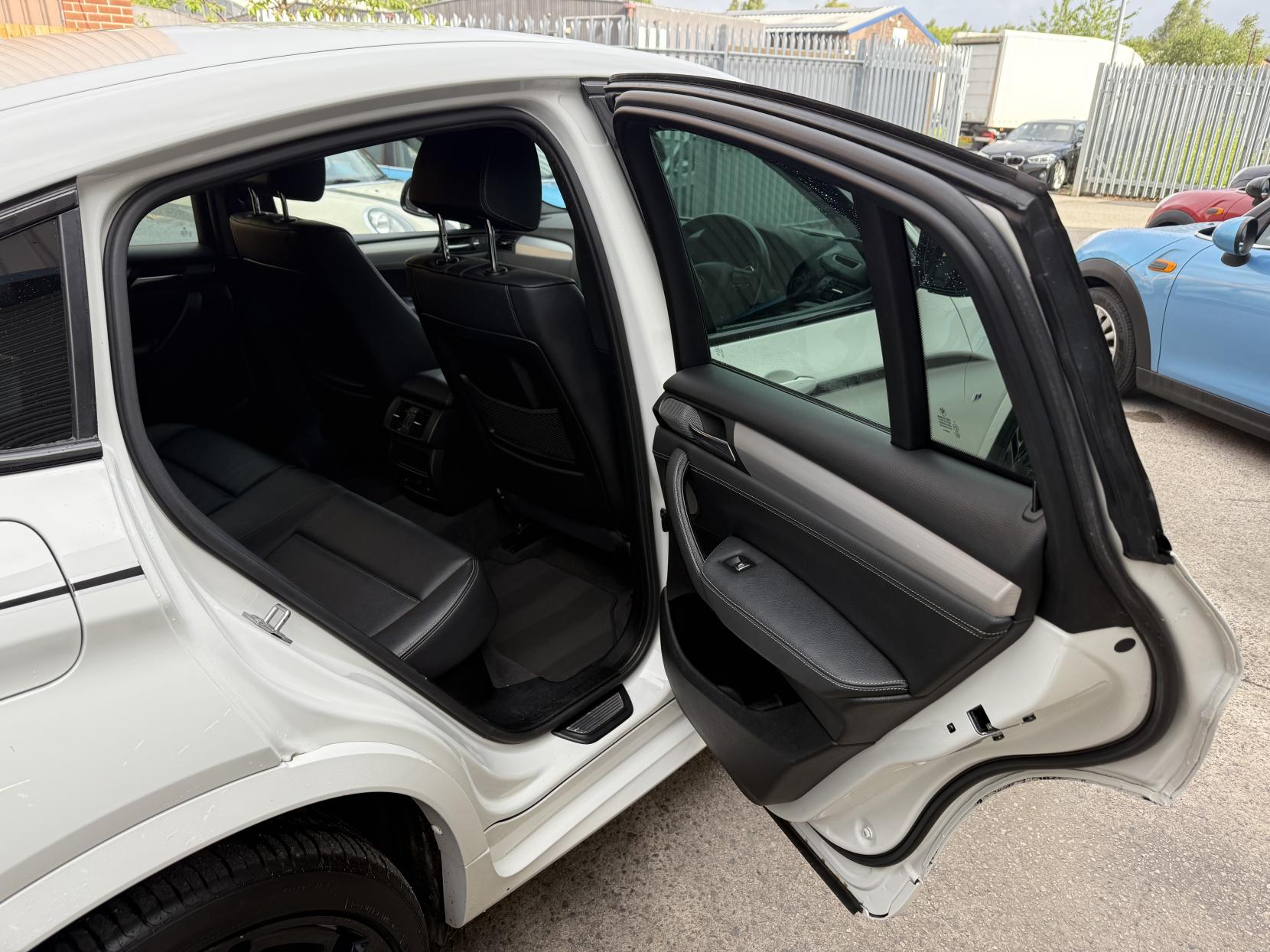BMW X4 3.0 35d M Sport SUV 5dr Diesel Auto xDrive Euro 6 (s/s) (313 ps)
