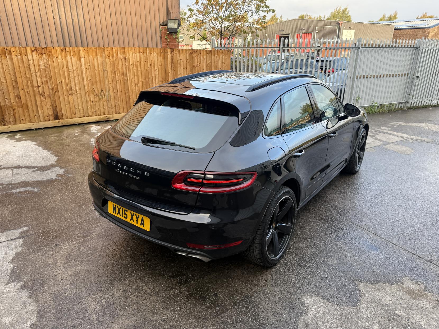 Porsche Macan 3.6T V6 Turbo SUV 5dr Petrol PDK 4WD Euro 6 (s/s) (400 ps)