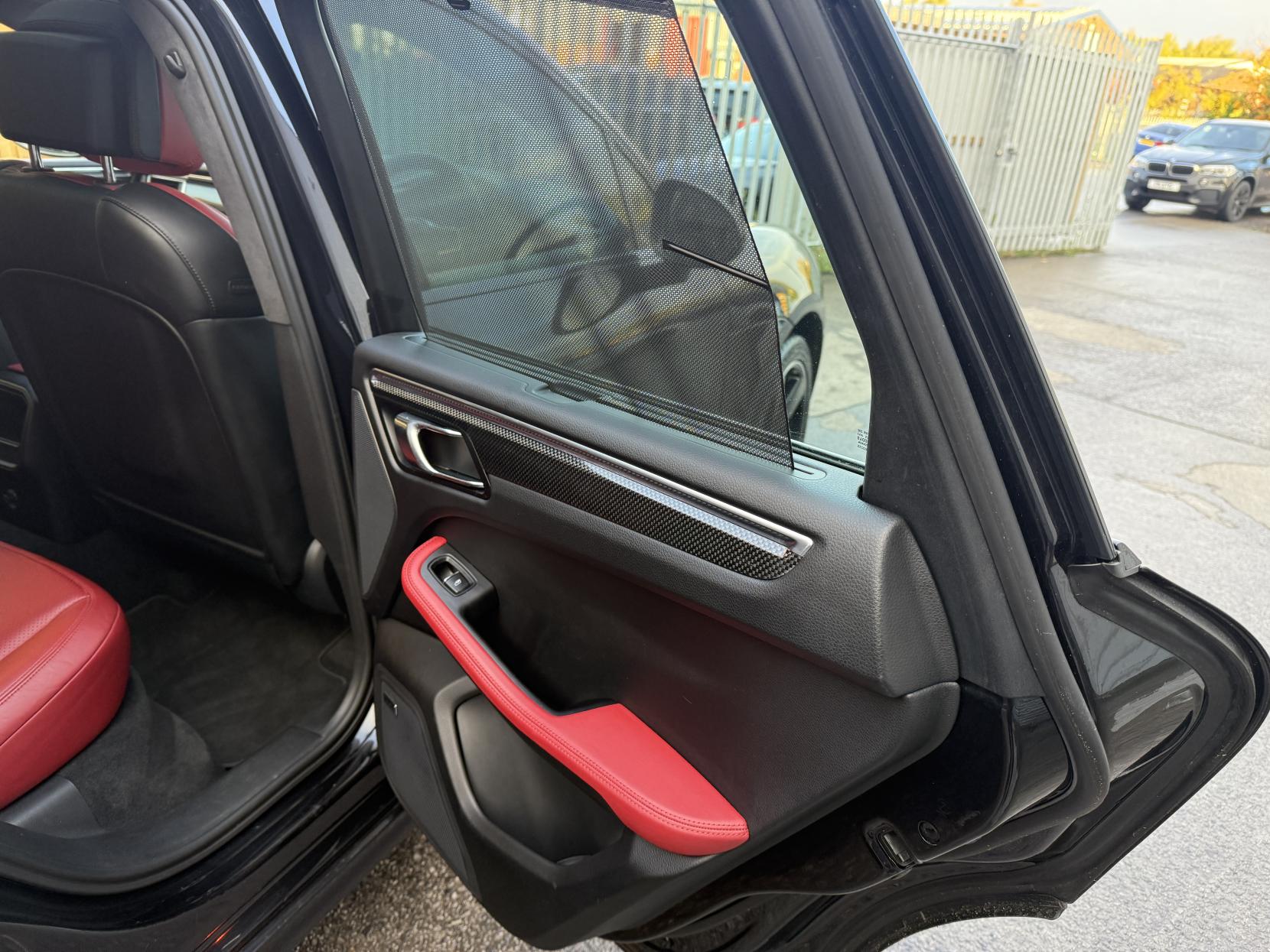 Porsche Macan 3.6T V6 Turbo SUV 5dr Petrol PDK 4WD Euro 6 (s/s) (400 ps)