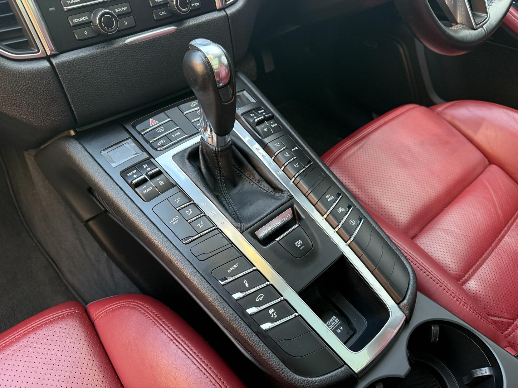 Porsche Macan 3.6T V6 Turbo SUV 5dr Petrol PDK 4WD Euro 6 (s/s) (400 ps)