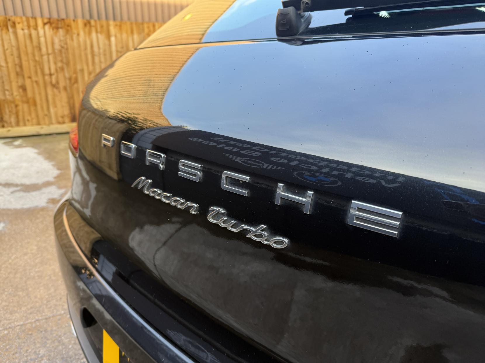 Porsche Macan 3.6T V6 Turbo SUV 5dr Petrol PDK 4WD Euro 6 (s/s) (400 ps)