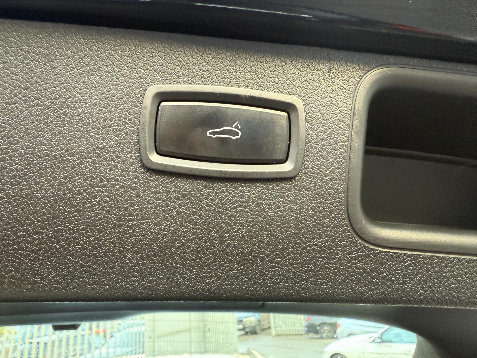 Porsche Macan 3.6T V6 Turbo SUV 5dr Petrol PDK 4WD Euro 6 (s/s) (400 ps)